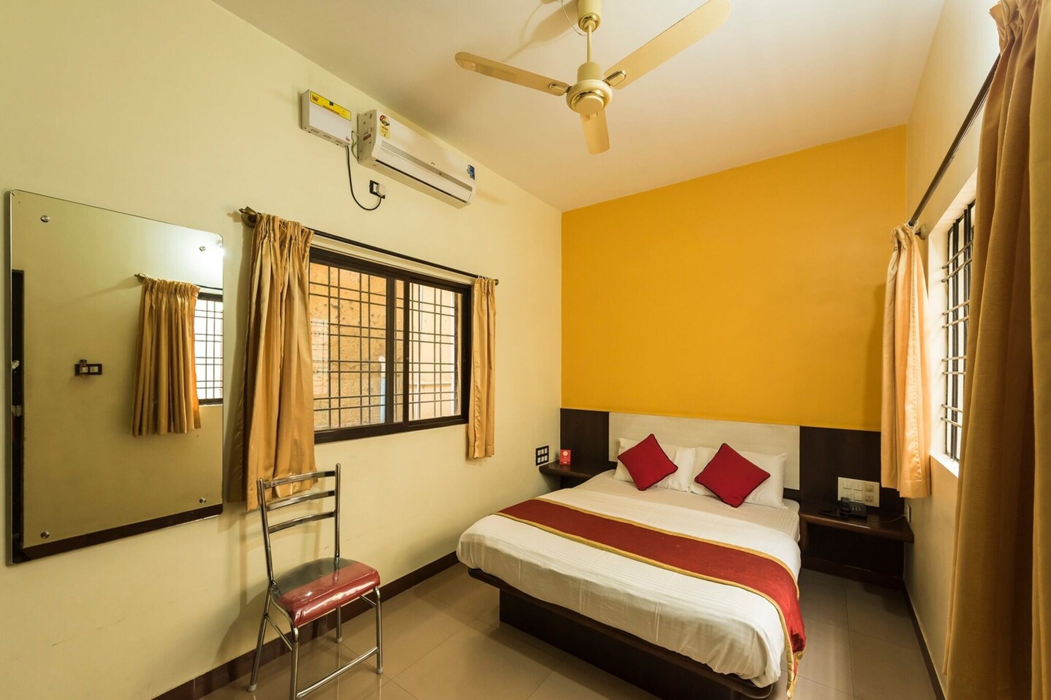 Super Hotel O Sai Kalyan Suites