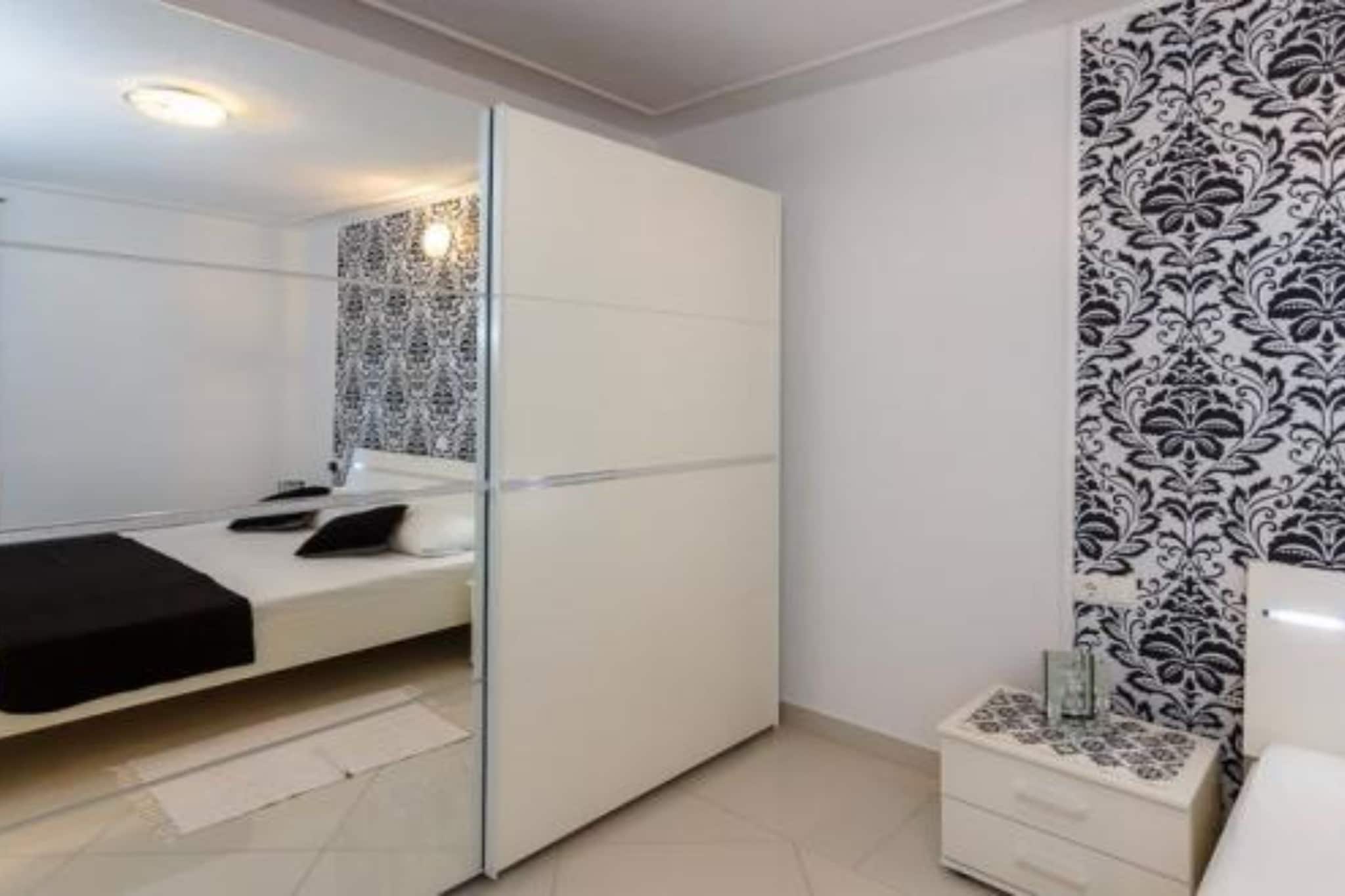 Family Apartmani Sara Malinska - Two bedroom apartment (Intimo)  53050 - Bedroom
