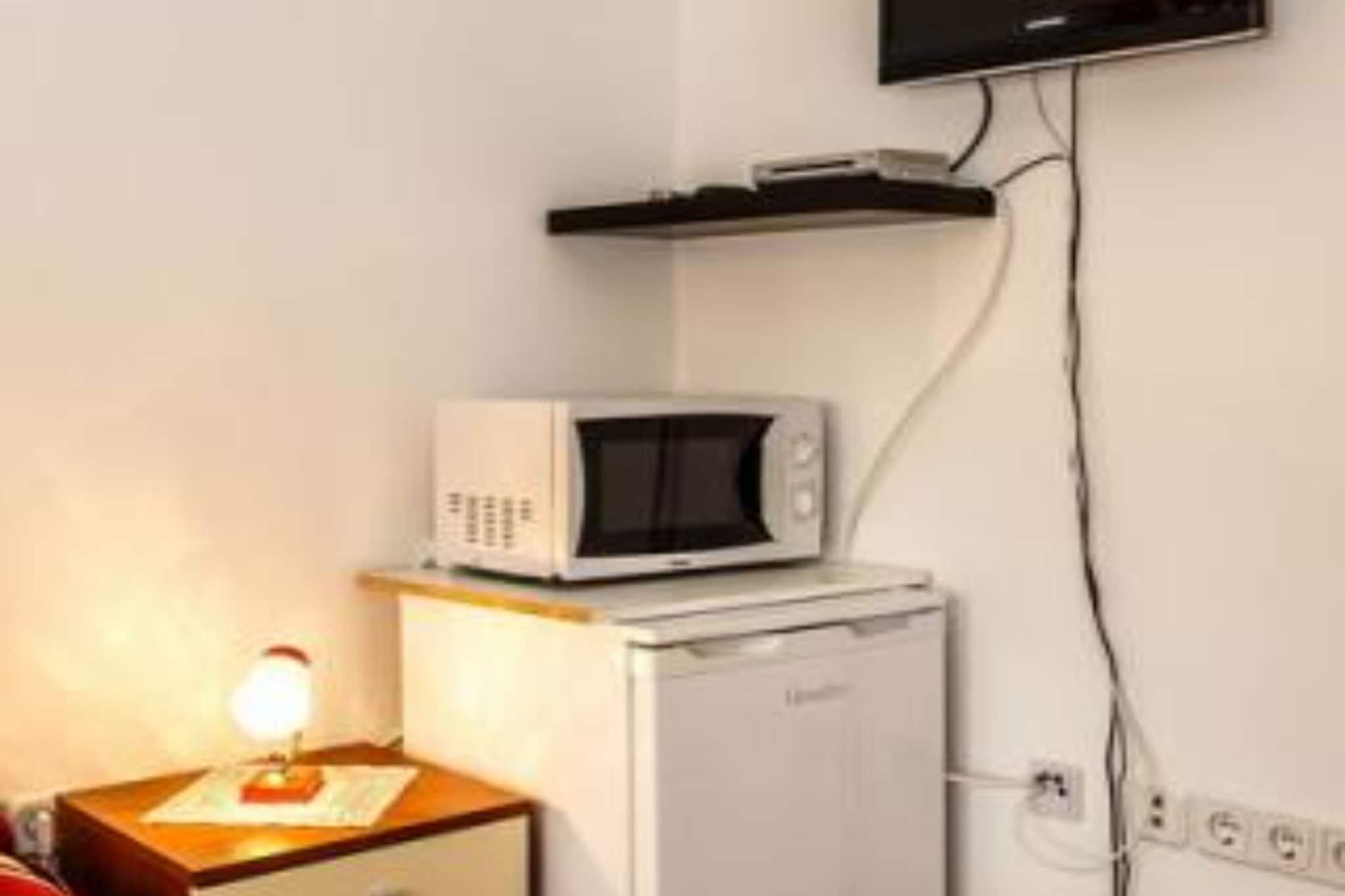 Family Apartmani Sara Malinska - Studio Apartment AS4  53045 - Buitenlucht