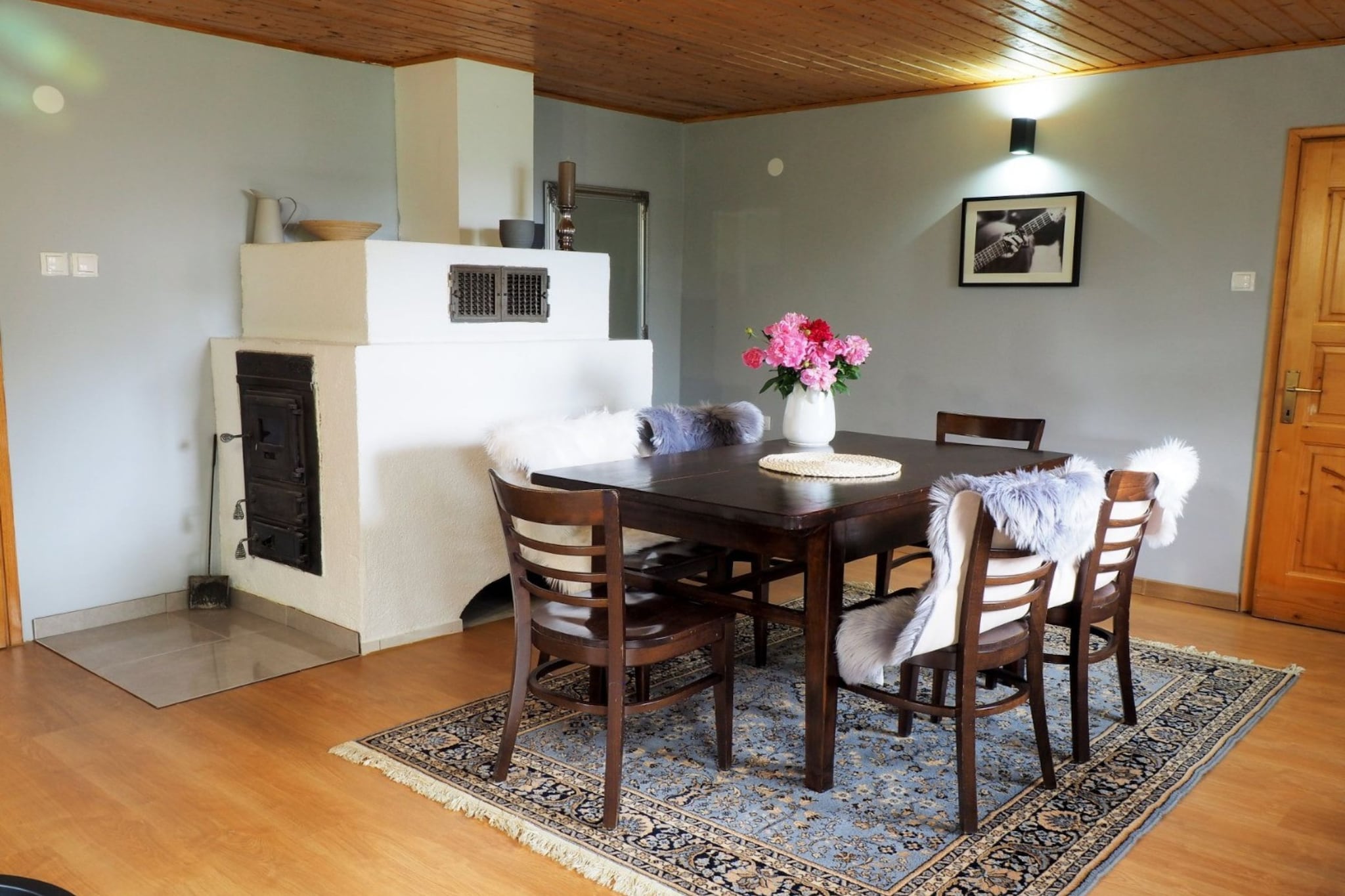 Apartments & Rooms Latin - Two Bedroom Apartment with  Balcony and Garden View