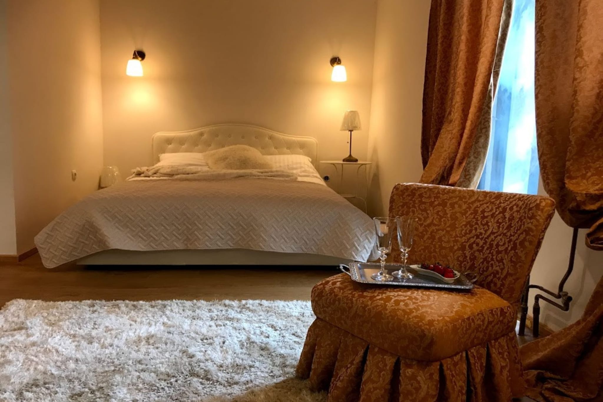 Apartments & Rooms Latin - Standard Double Room - Bedroom