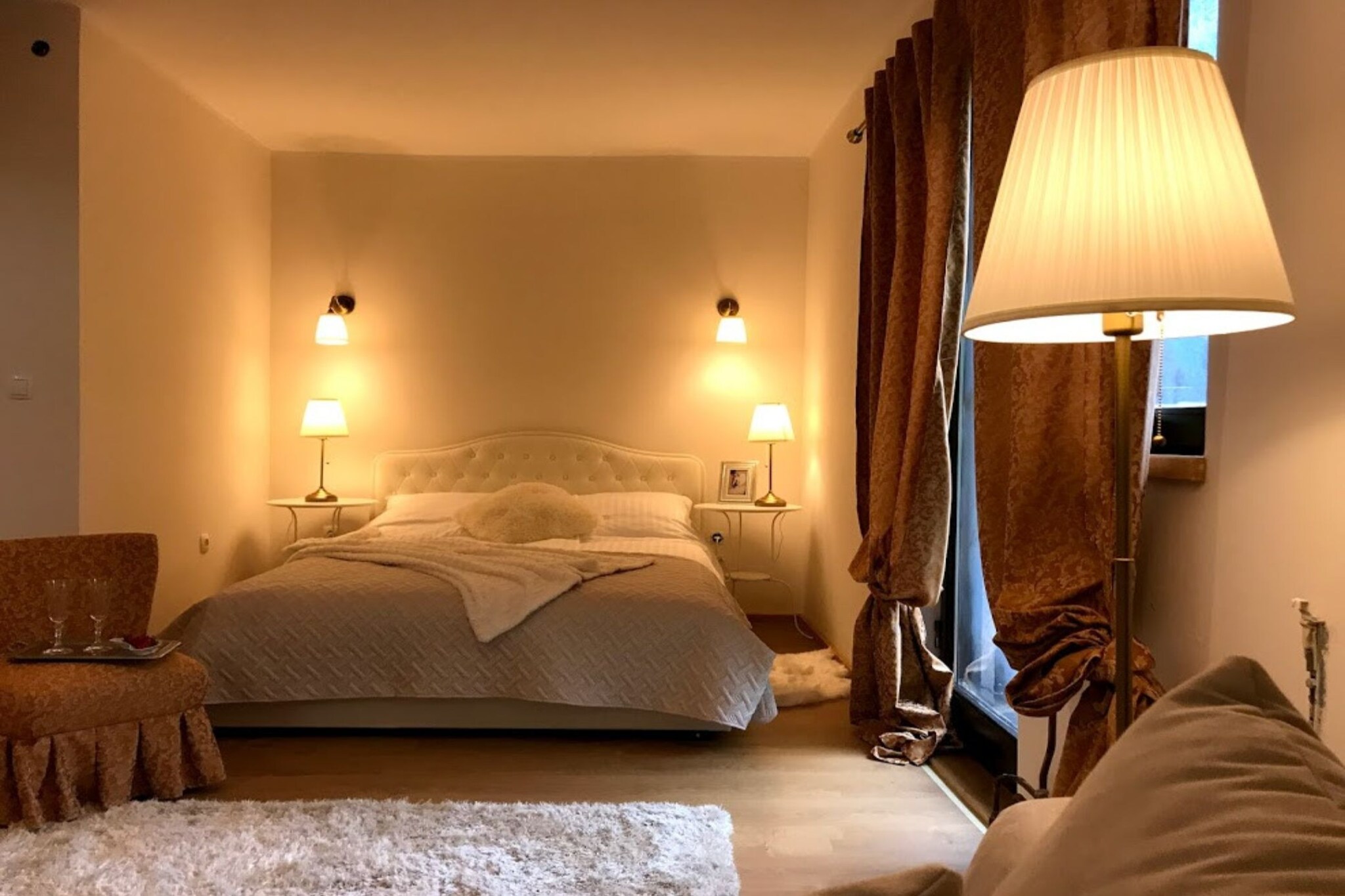 Apartments & Rooms Latin - Standard Double Room - Bedroom