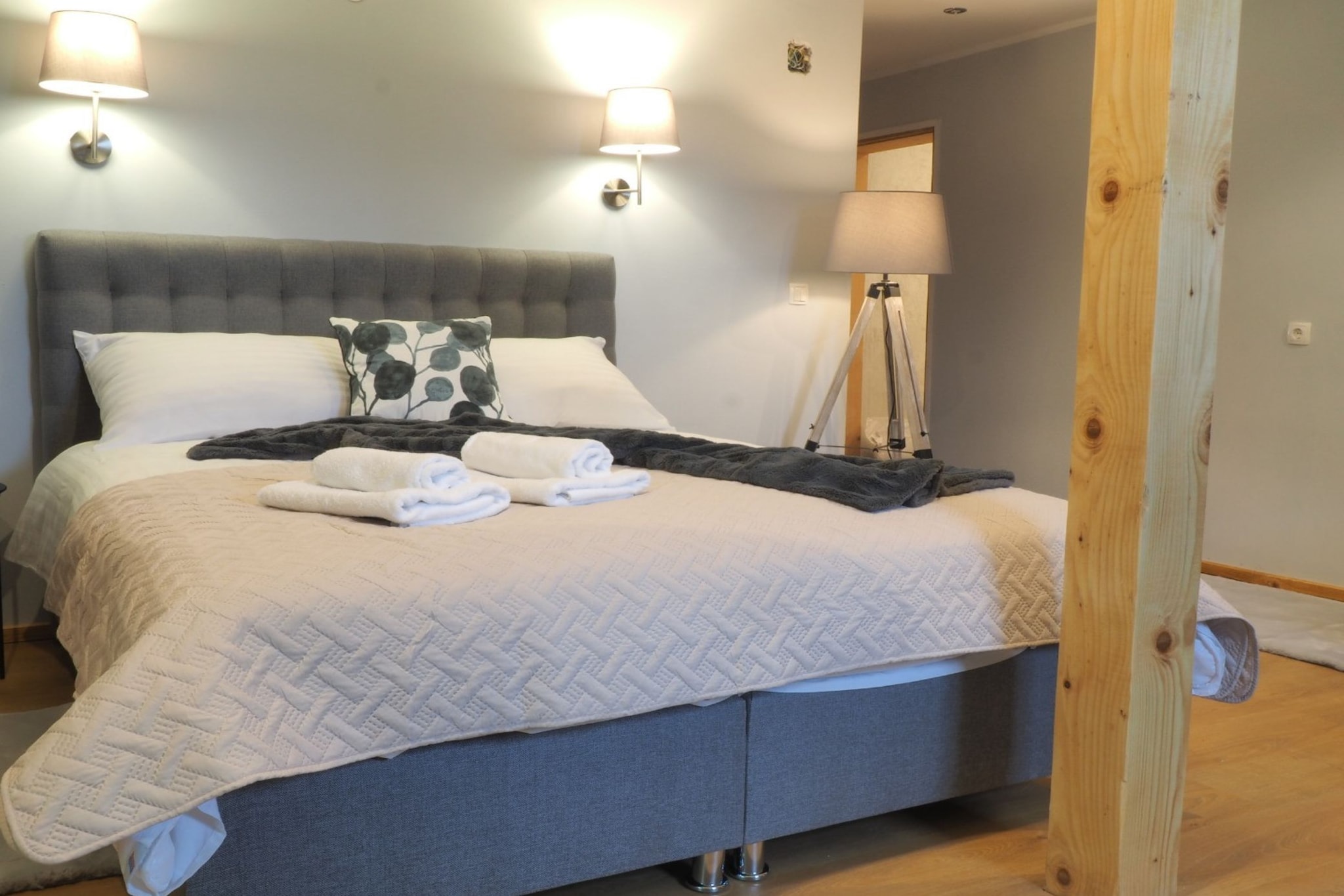Apartments & Rooms Latin - Quadruple Room - Bedroom