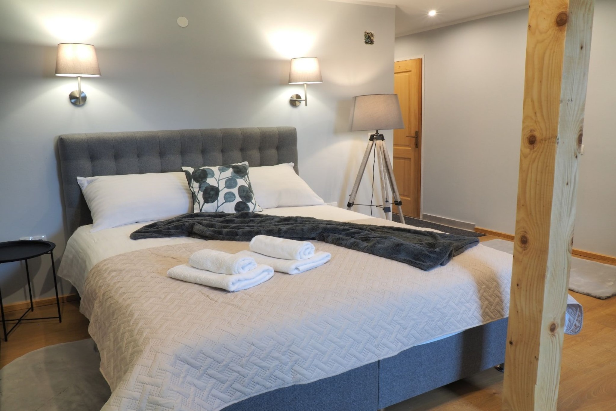 Apartments & Rooms Latin - Quadruple Room - Bedroom