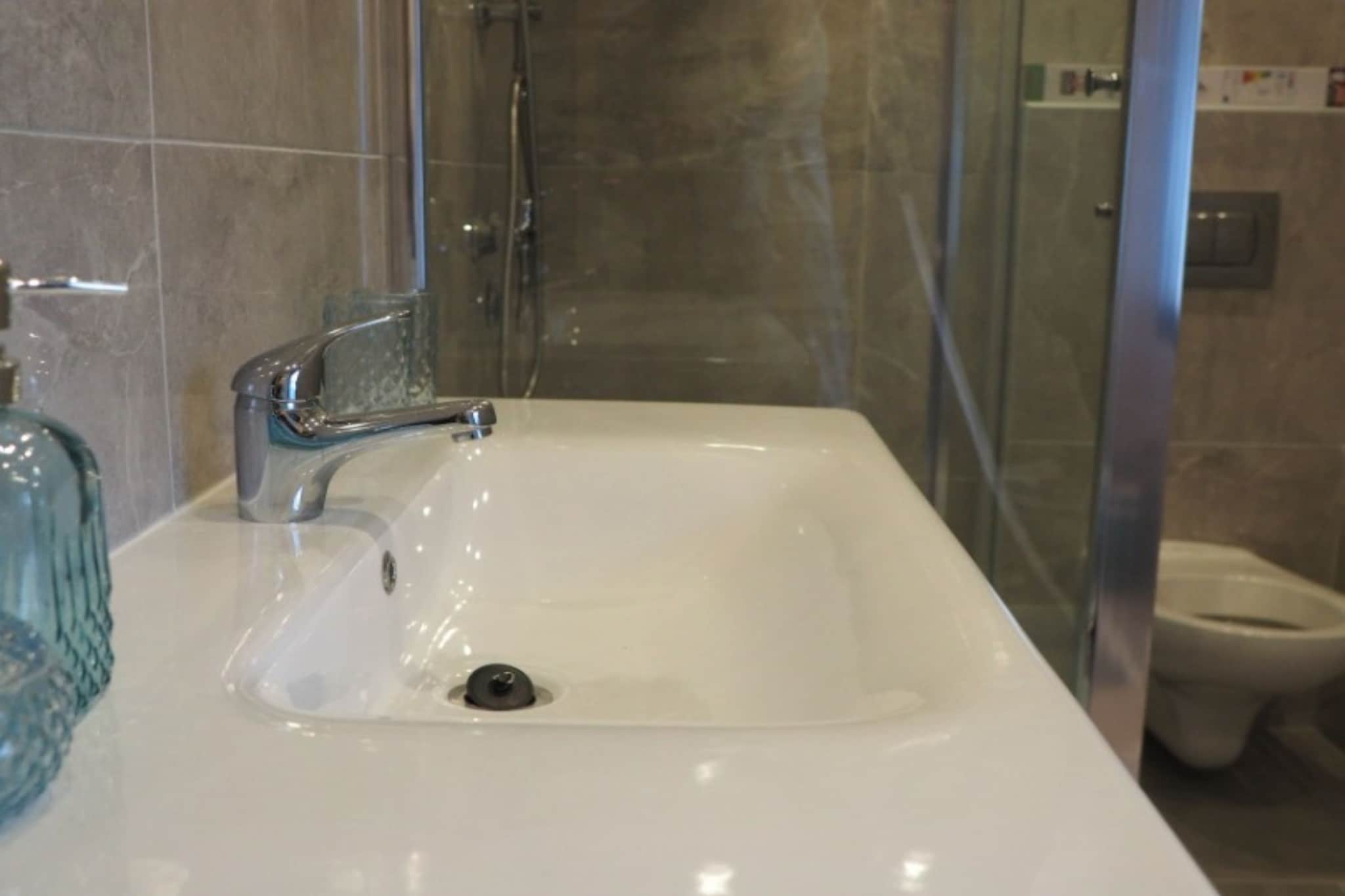 Apartments & Rooms Latin - Quadruple Room - Bathroom