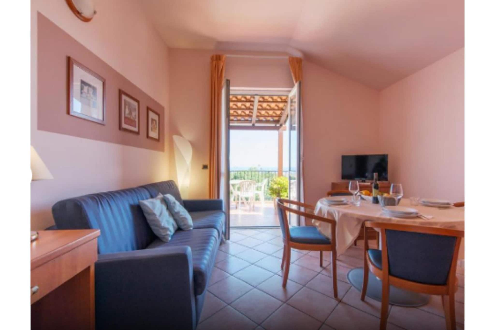 Residence Loano - TWO-ROOM APARTMENT 4 PAX BALCONY B4B-Living room