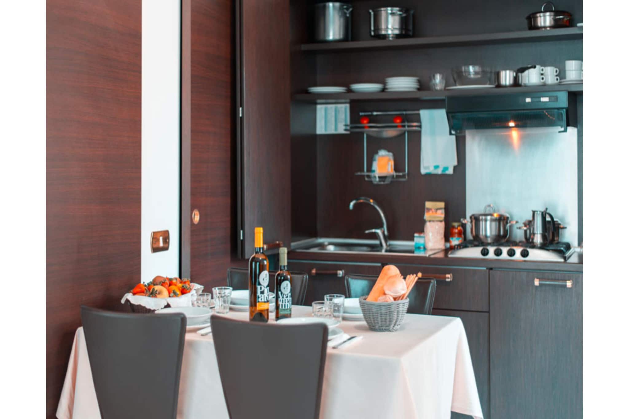 Residence Loano - TWO-ROOM APARTMENT 4 PAX BALCONY B4B-Kitchen