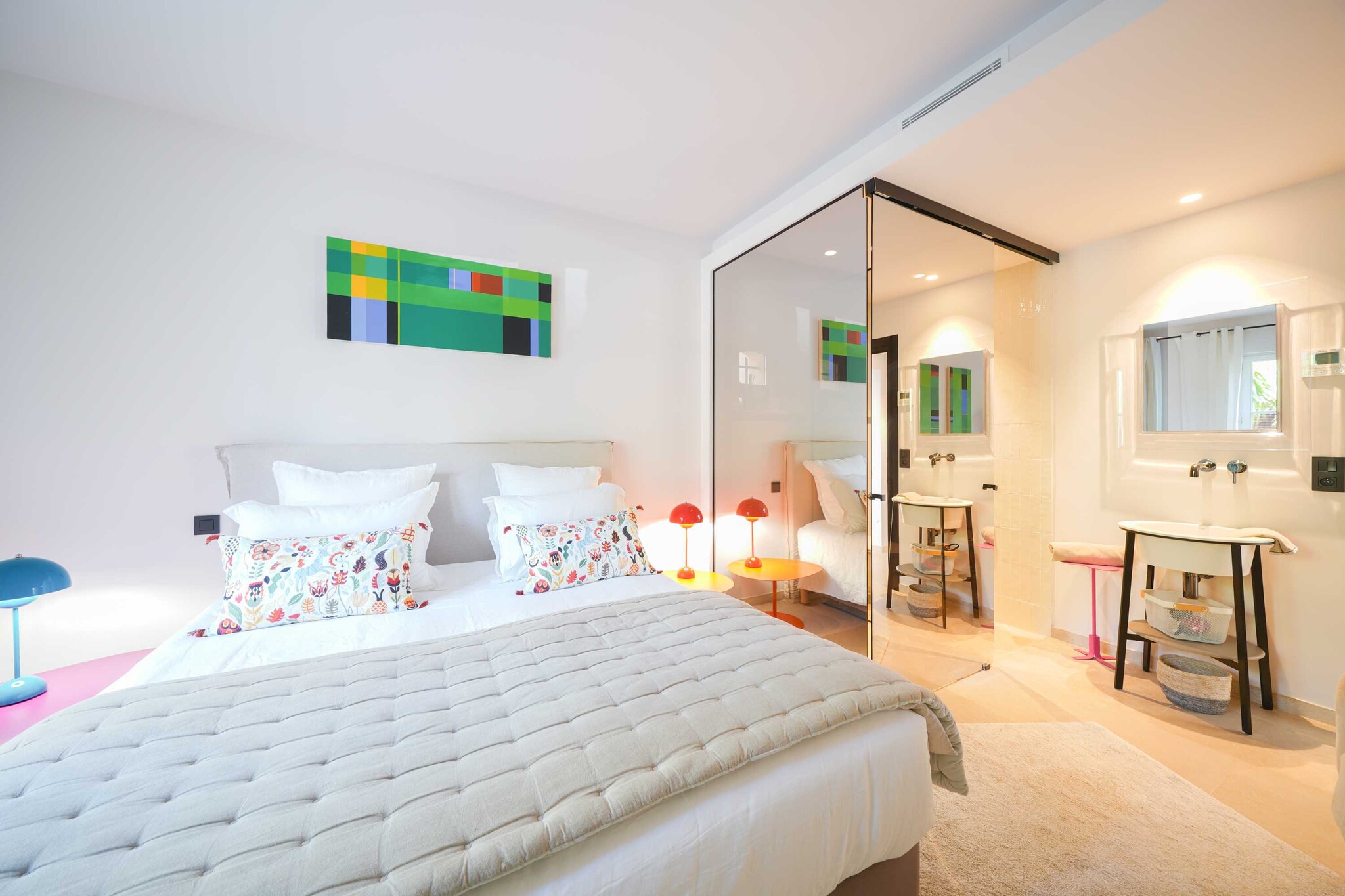 Exceptional Villa a/c 4BR/8P with Pool & Sea View