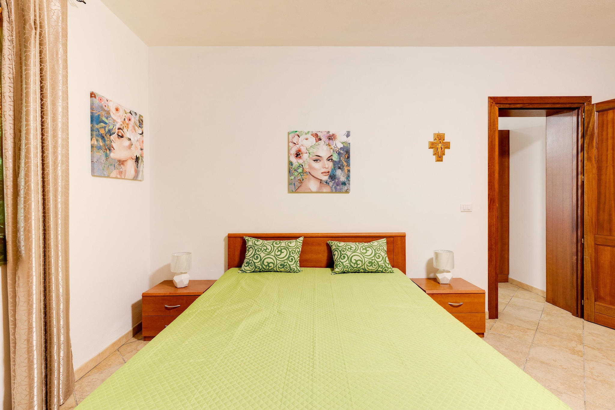 Bed Room