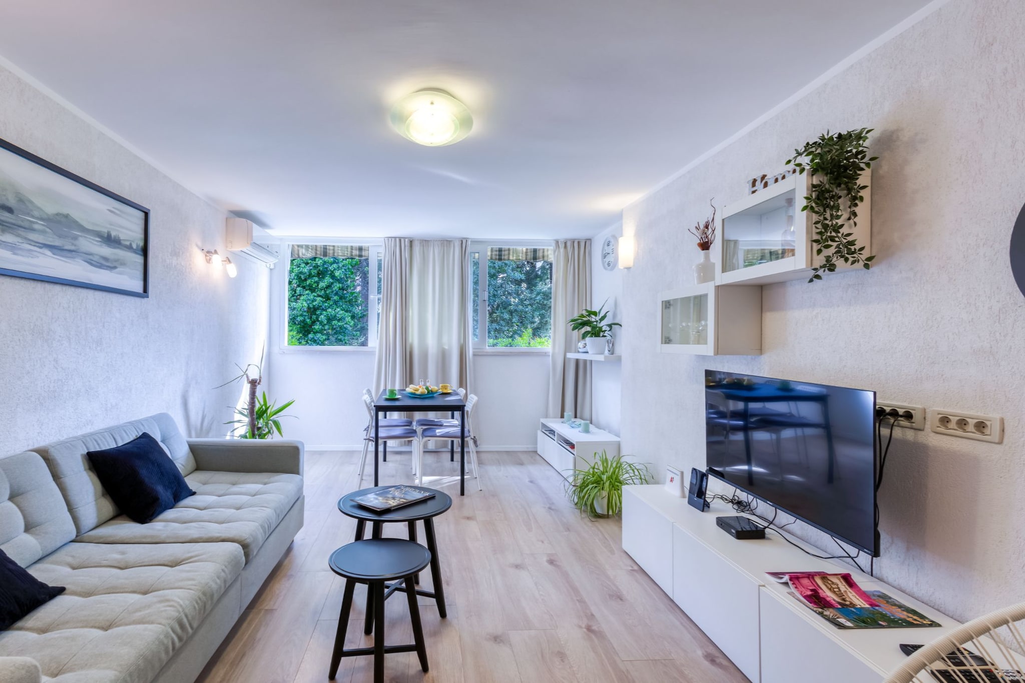 Apartment Promenada - OneBedroom Apartment with parking - Woonkamer