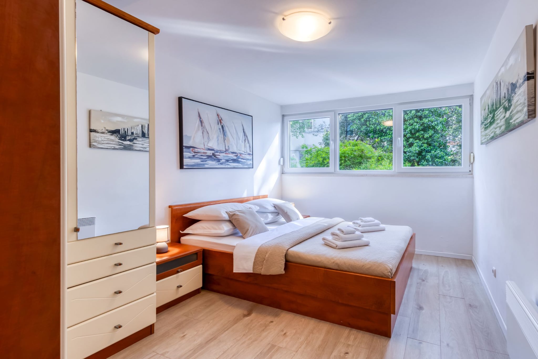 Apartment Promenada - OneBedroom Apartment with parking - Slaapkamer