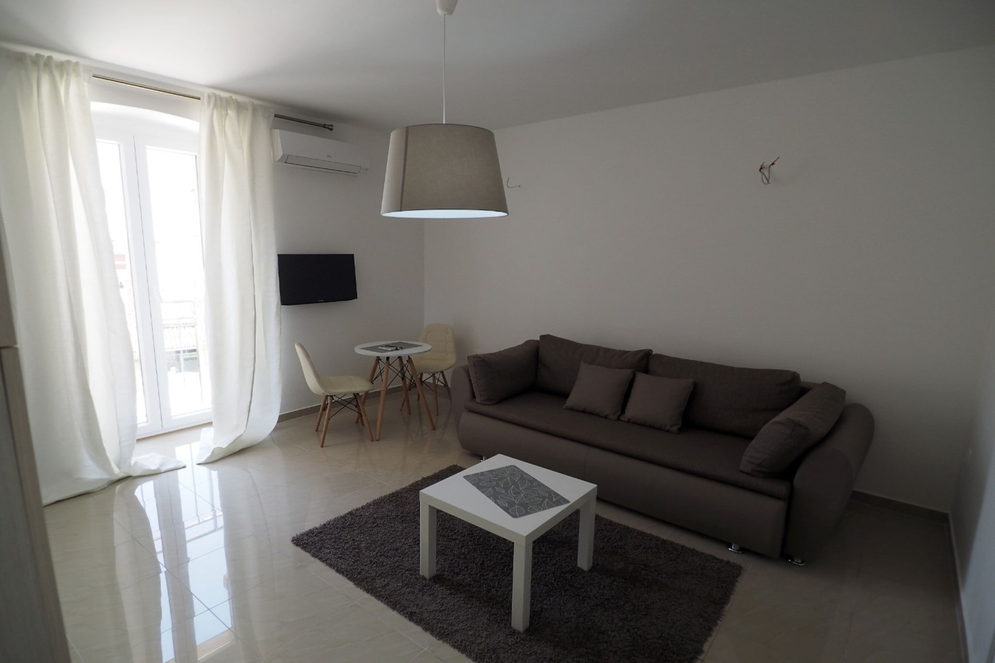 Pula Garden Apartments with Shared Pool - One Bedroom Apartment with Sea View