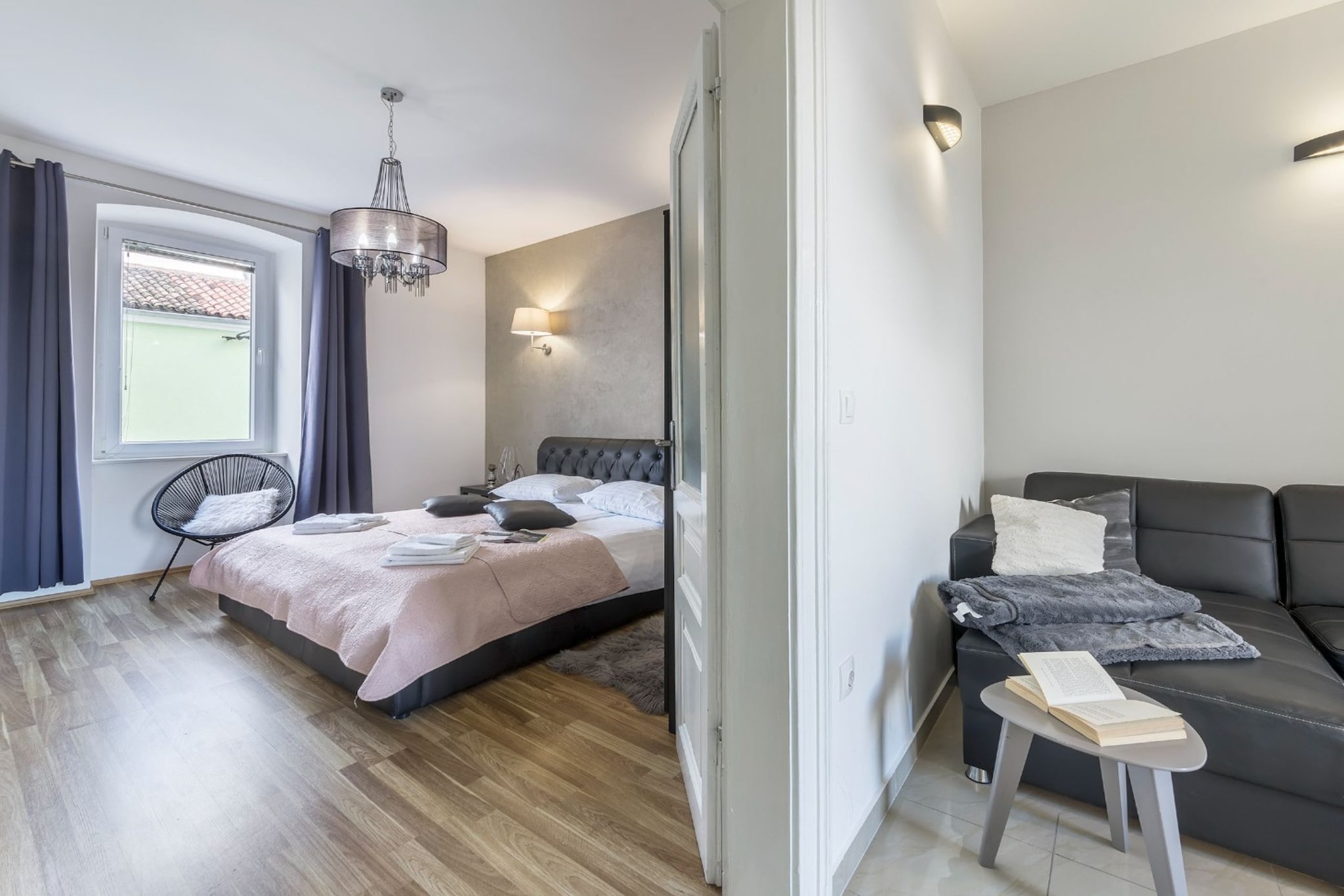 Pula Garden Apartments with Shared Pool - Classic One Bedroom Apartment with Sea View - Schlafzimmer