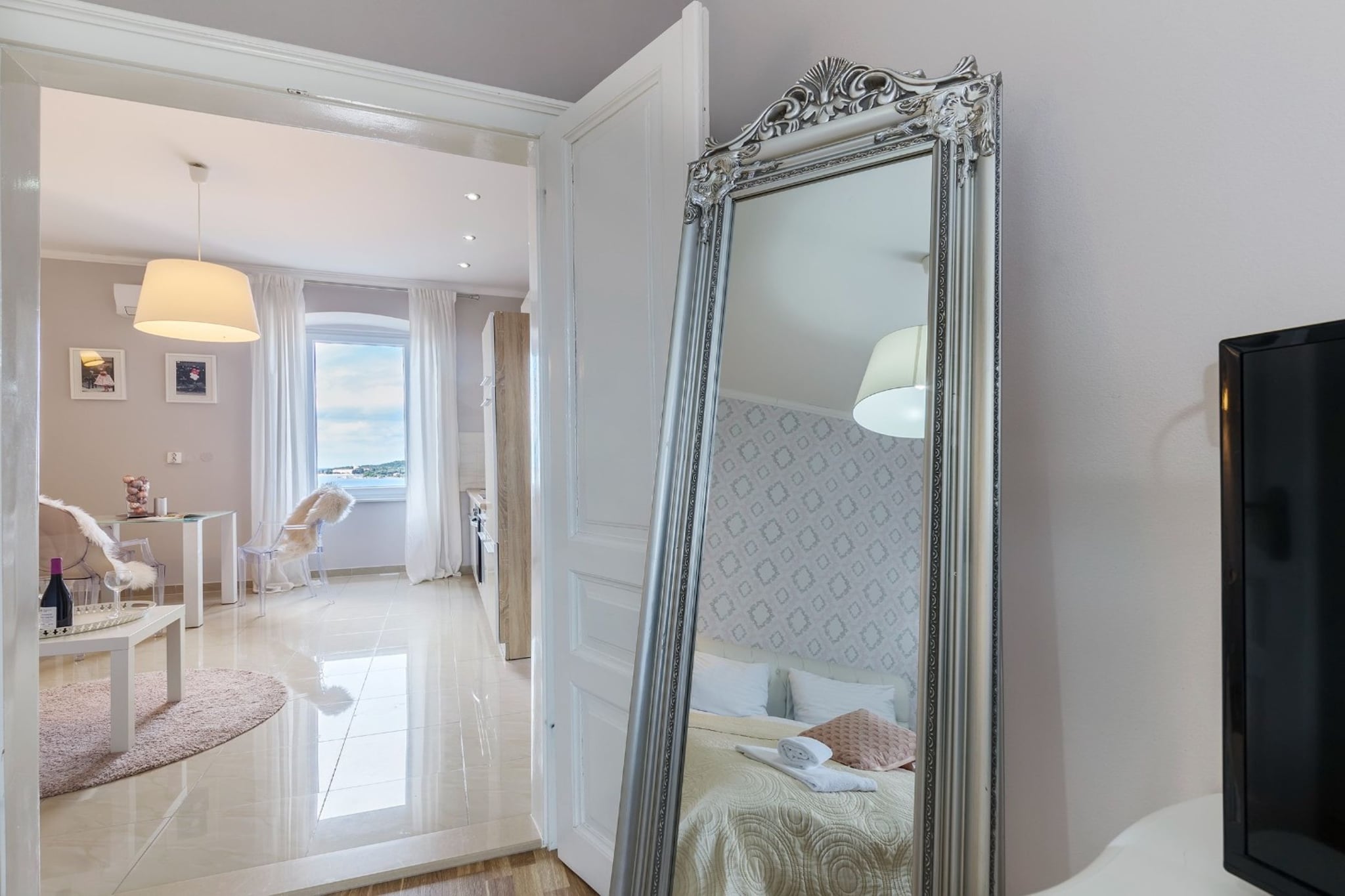 Pula Garden Apartments with Shared Pool - Superior One Bedroom Apartment with Sea View - Chambre