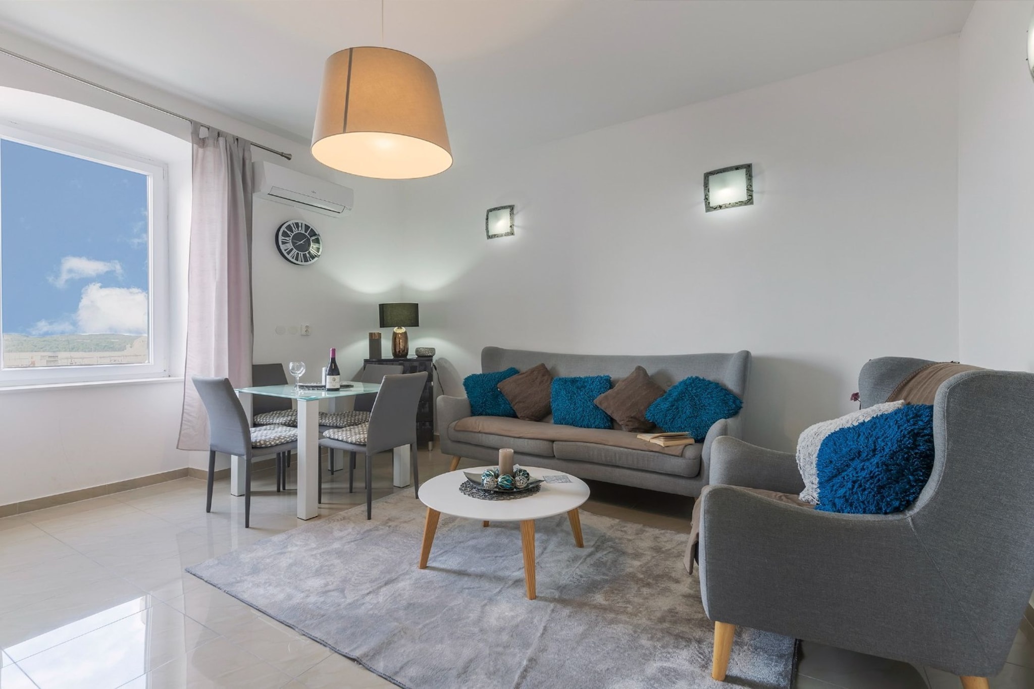 Pula Garden Apartments with Shared Pool - Standard One Bedroom Apartment with Sea View