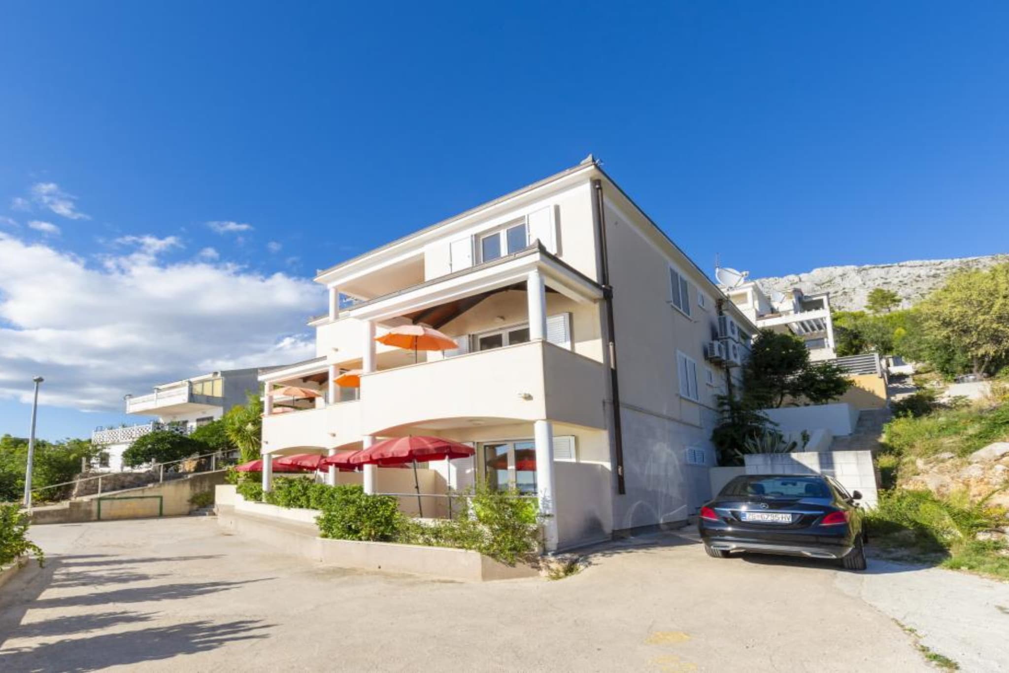 Apartments Radevenjić - One Bedroom Apartment with Sea View and Terrace - Buitenlucht