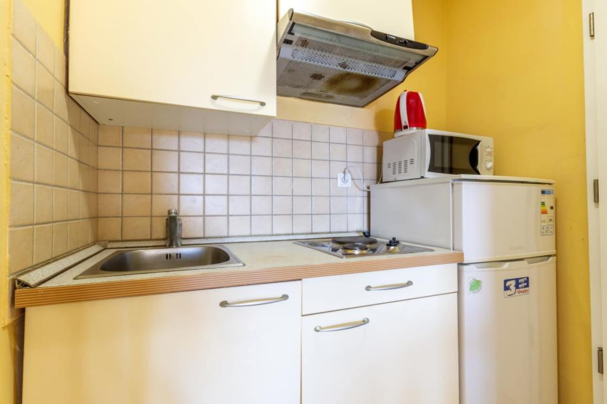 Apartments Radevenjić - Classic One Bedroom Apartment with Sea View and Terrace