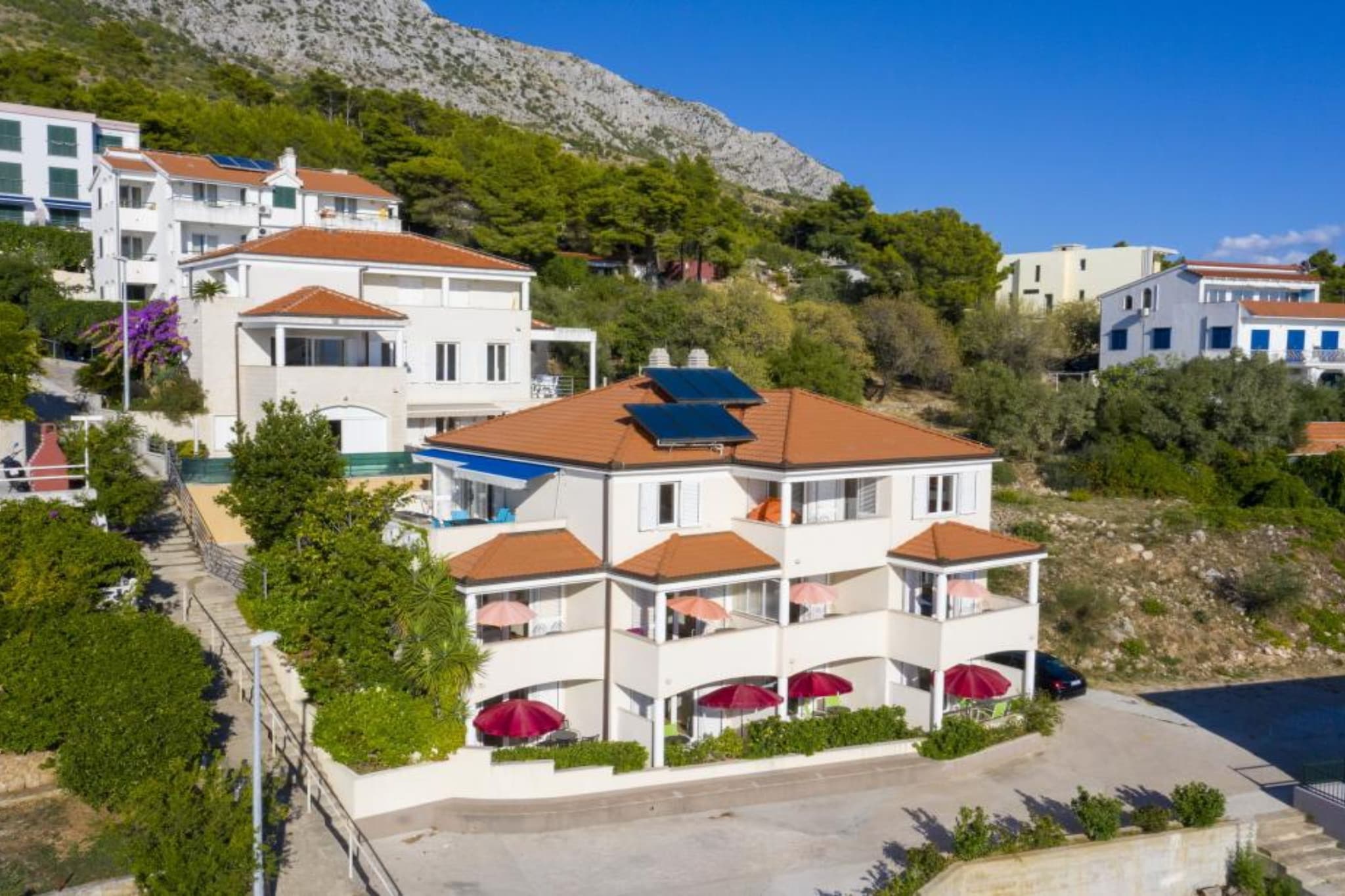 Apartments Radevenjić - Premium Two Bedroom Apartment with Sea View and Terrace