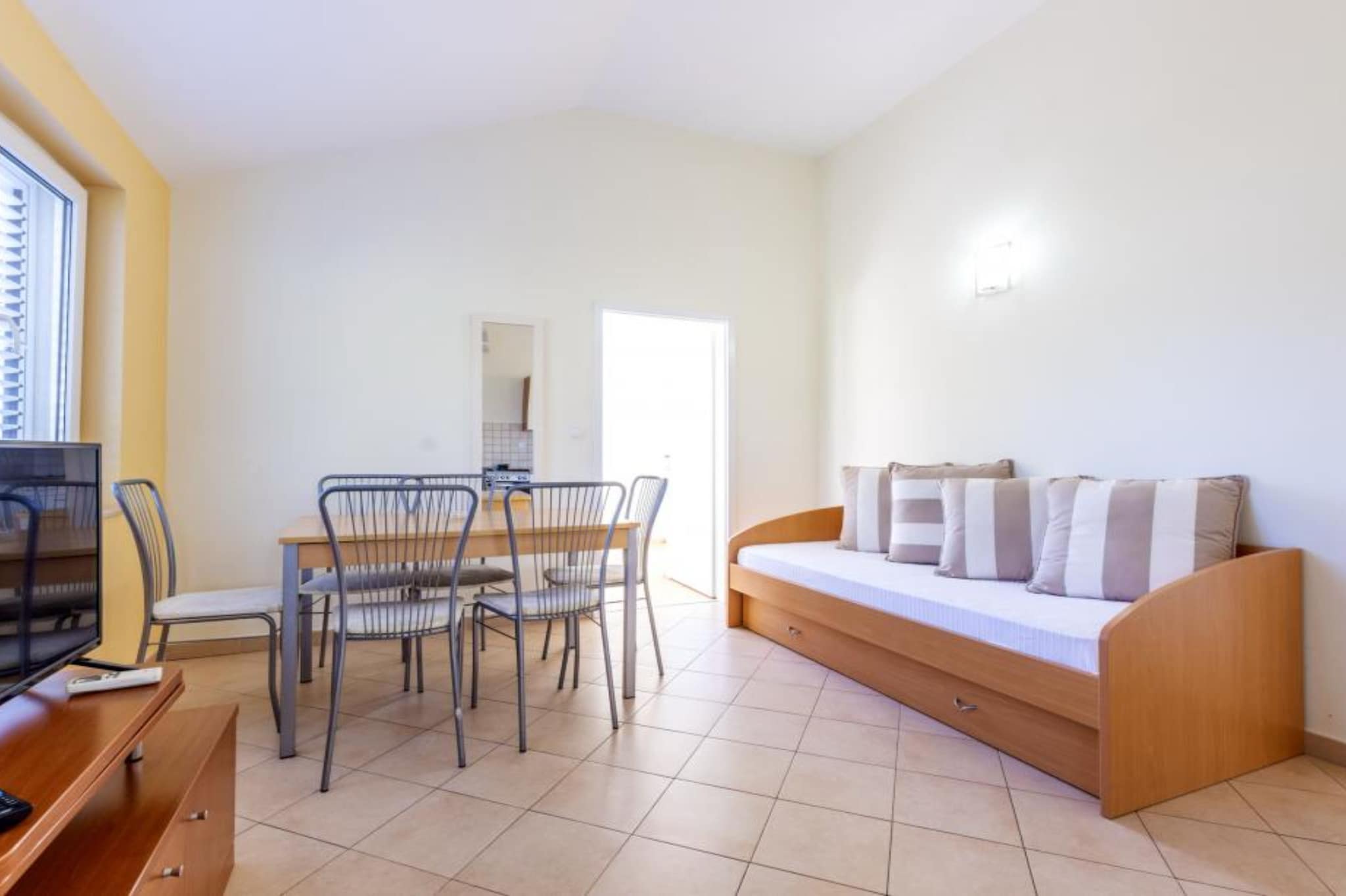Apartments Radevenjić - Premium Two Bedroom Apartment with Sea View and Terrace