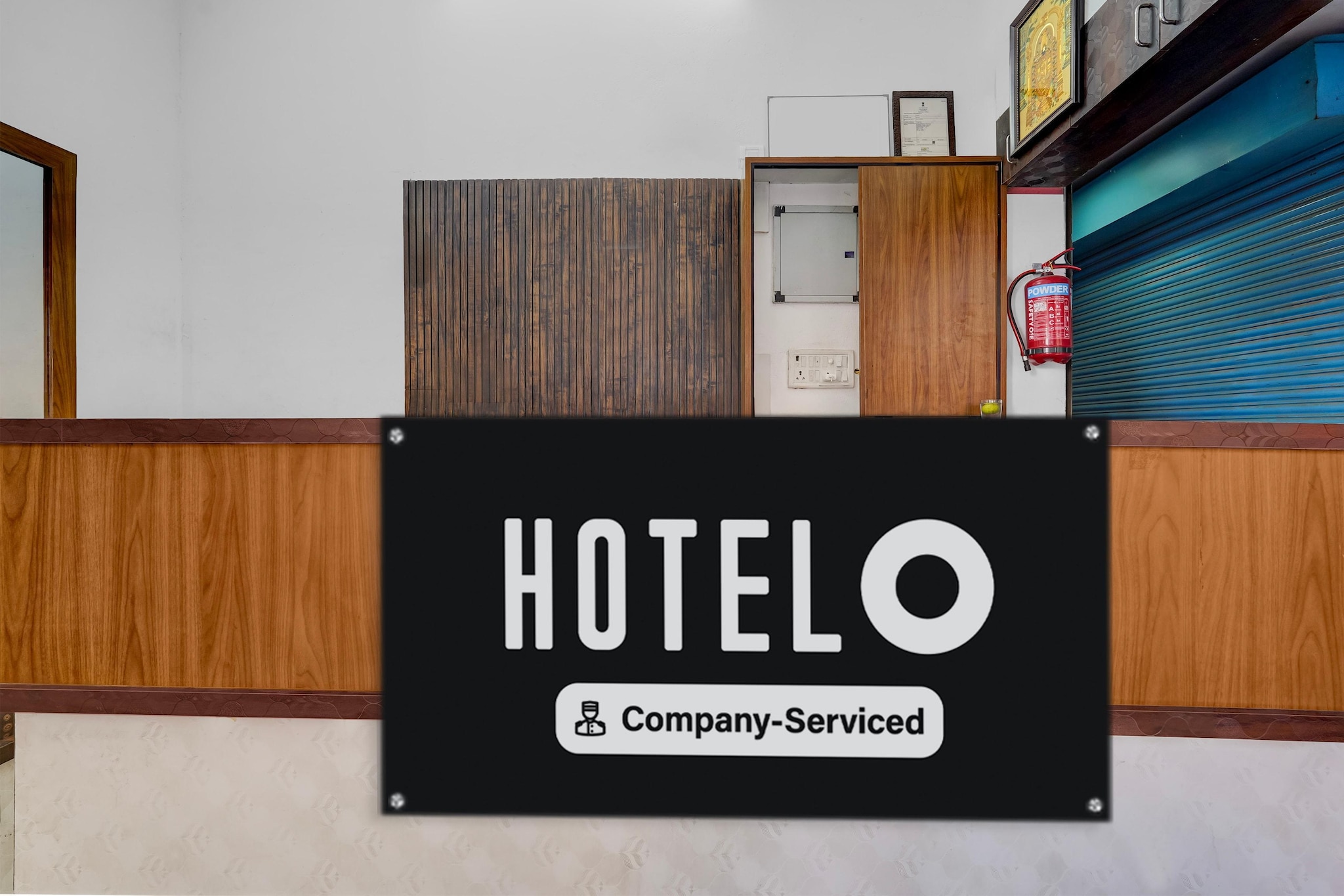 Ground floor: (bedroom(double bed, TV, seating area, air conditioning, telephone), bathroom(bathtub or shower, shower, washbasin, toilet, Towels incl., shampoo, body soap, hot water))