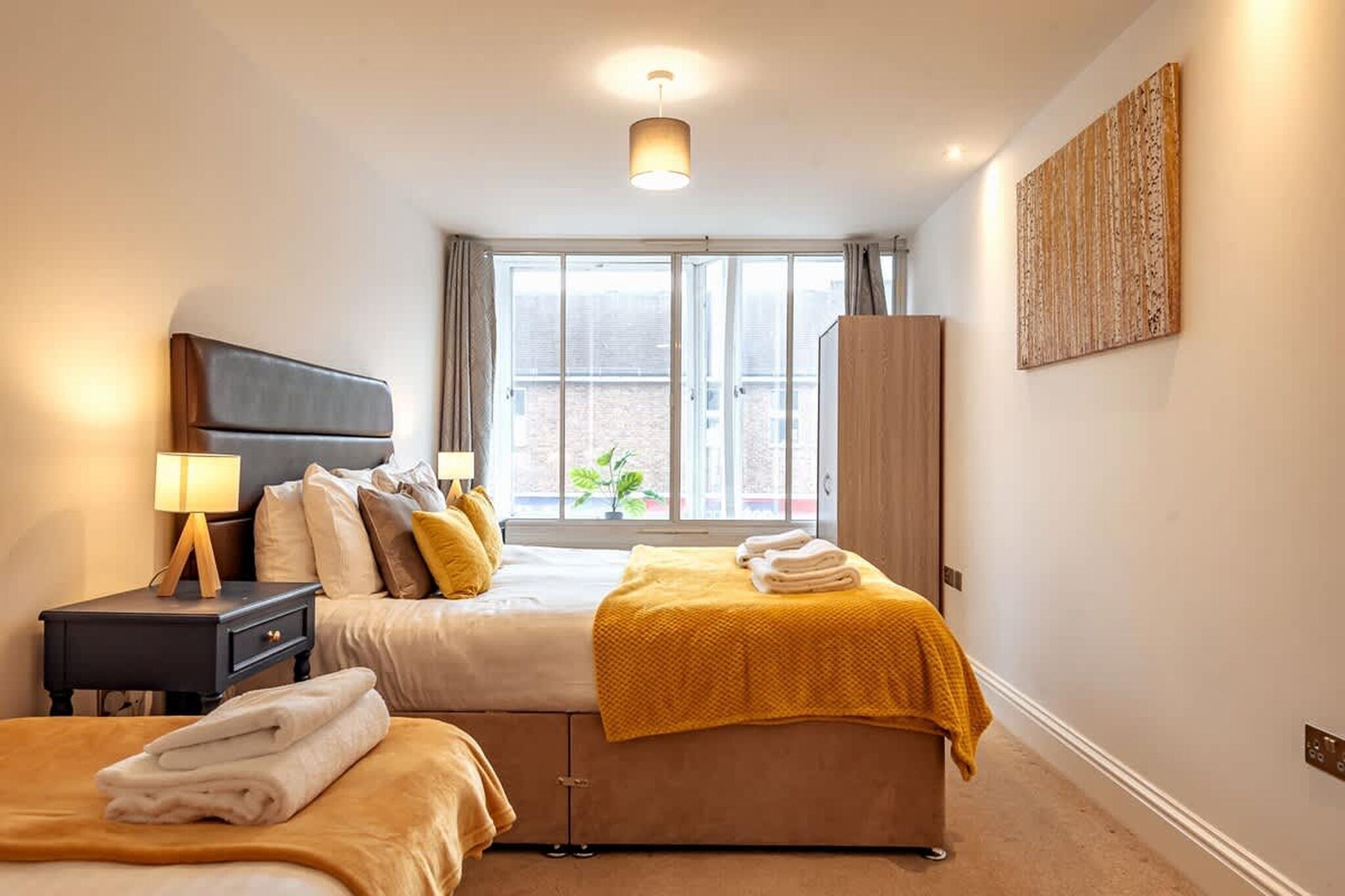 Bed Linen, Elevator, Fan, Hot Water, Wardrobe, open kitchen(stove, electric kettle, toaster, coffee machine, oven, microwave, dishwasher, fridge, freezer, dishes and cutlery, Cooking basics), Living/diningroom(double sofa bed, TV, dining table), bedroom(single bed, double king size bed), bedroom(2x single bed), bathroom(bath tub, washbasin, toilet), Internet access, First Aid, washing machine, heating, high chair, ironing board, iron, hairdryer, party games, crib(free), shampoo, body soap, Essentials, Dedicated workspace, Baking sheet, Carbon monoxide detector, Cleaning before checkout, Cleaning products, Coffee, Long term stays allowed, Room-darkening shades, Shower gel, Wine glasses