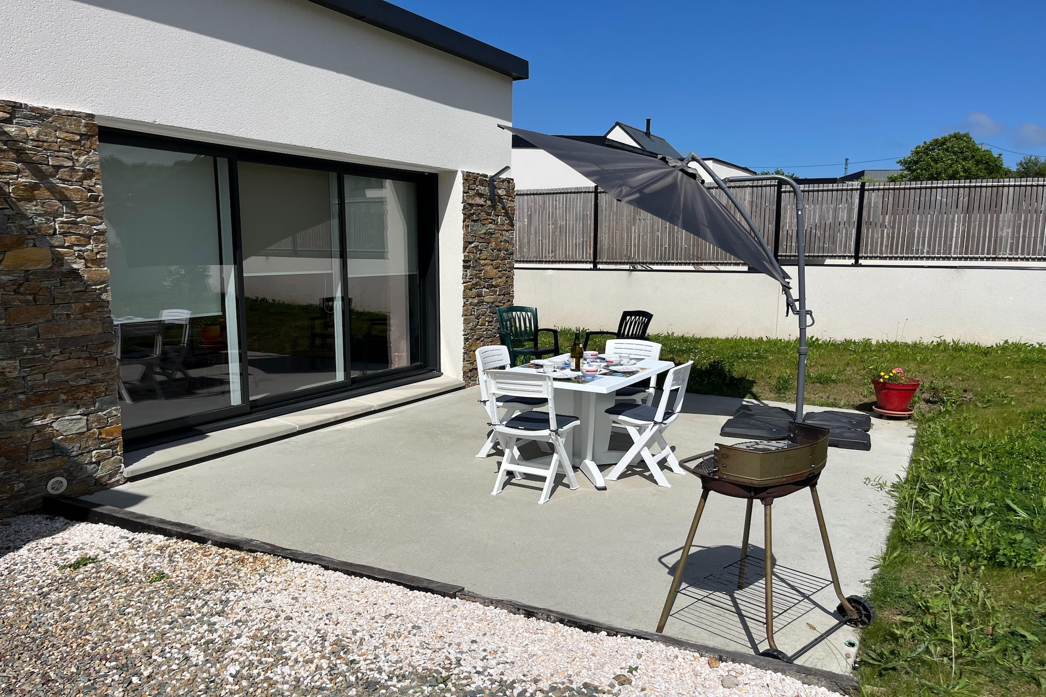 Ferienhaus in Plestin les Grèves - Tuinen zomer