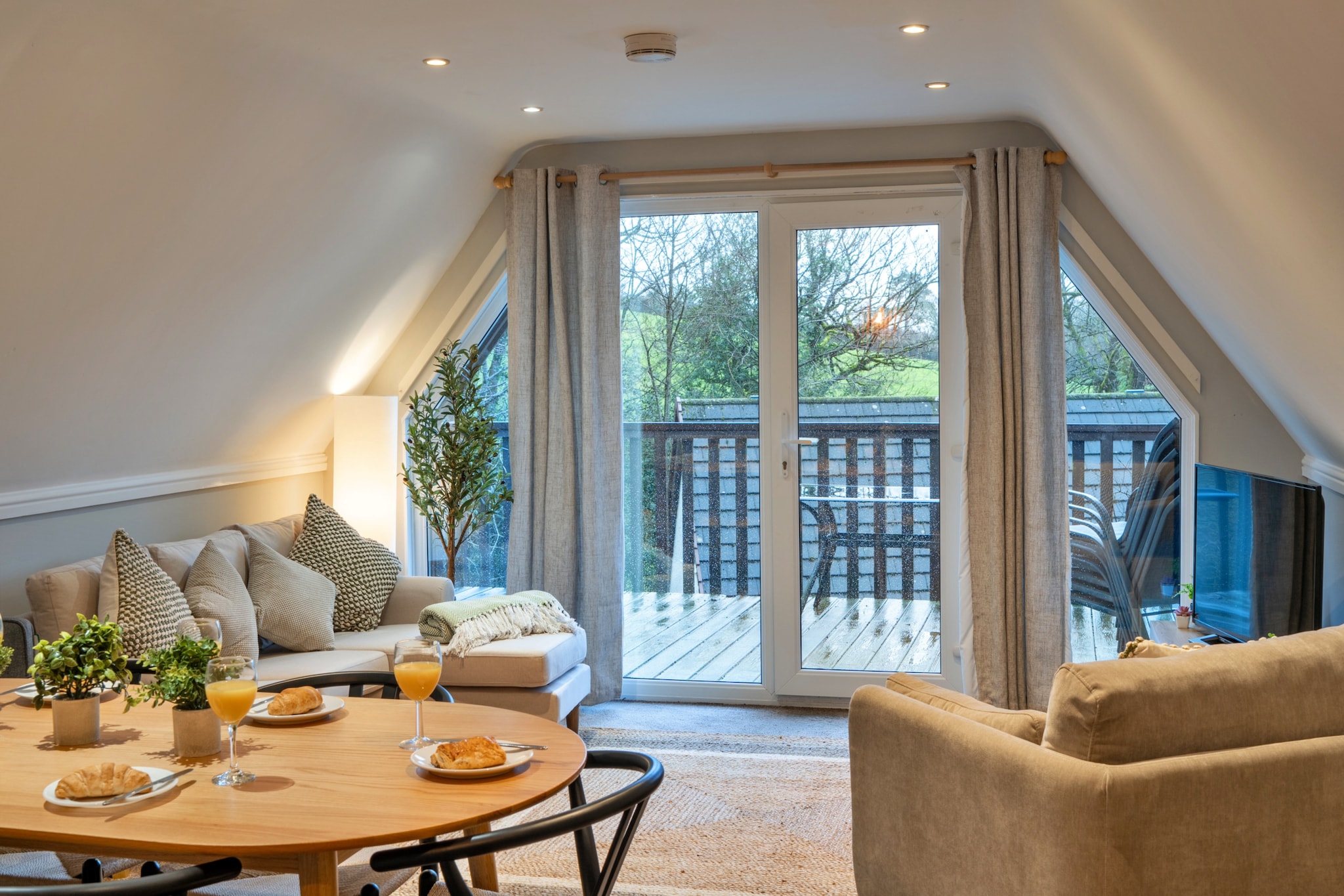 Toblerone Lodge - Wohnzimmer