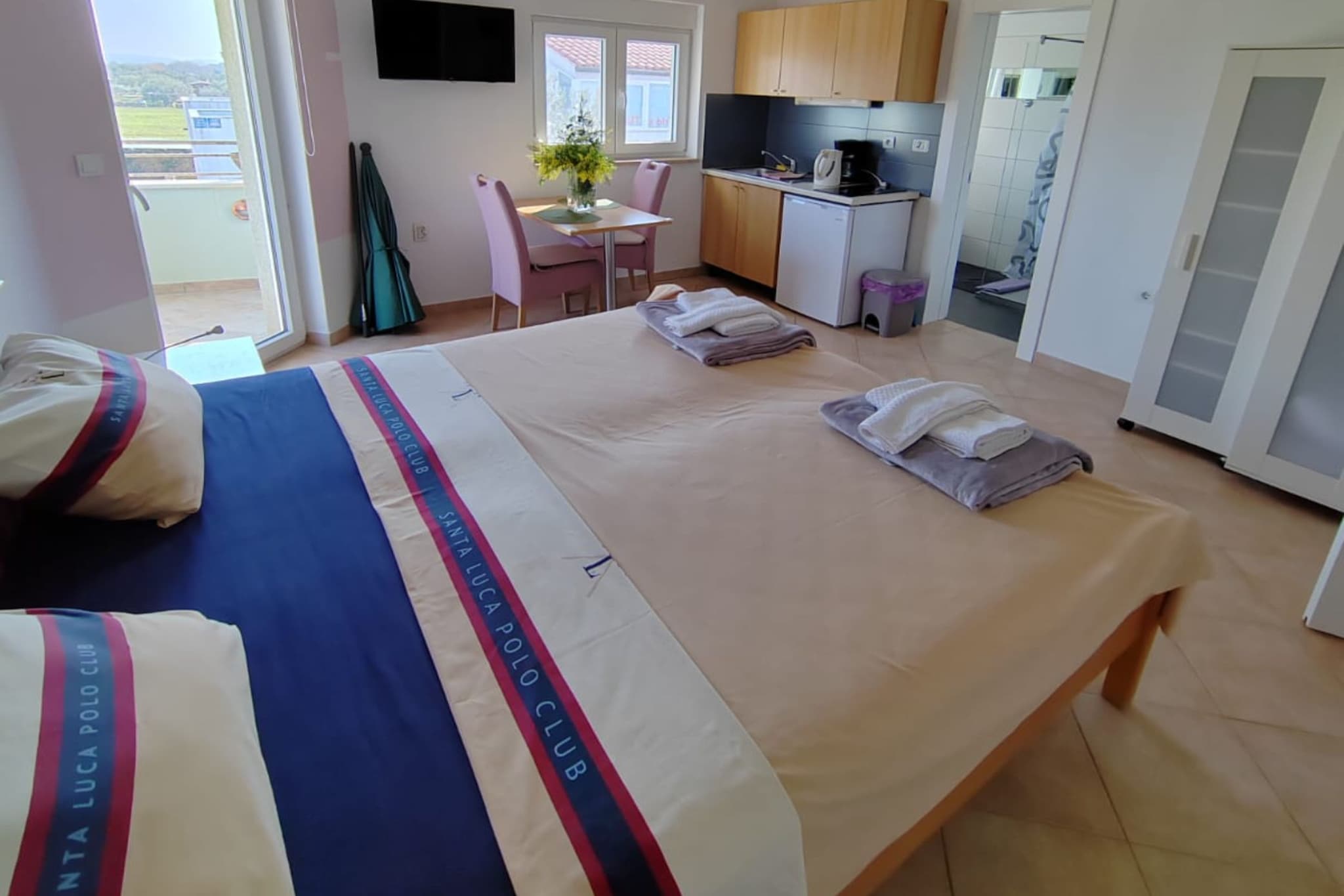 Apartments Lighthouse -(A4) - TwoBedroom Apartment with Sea View - Bedroom