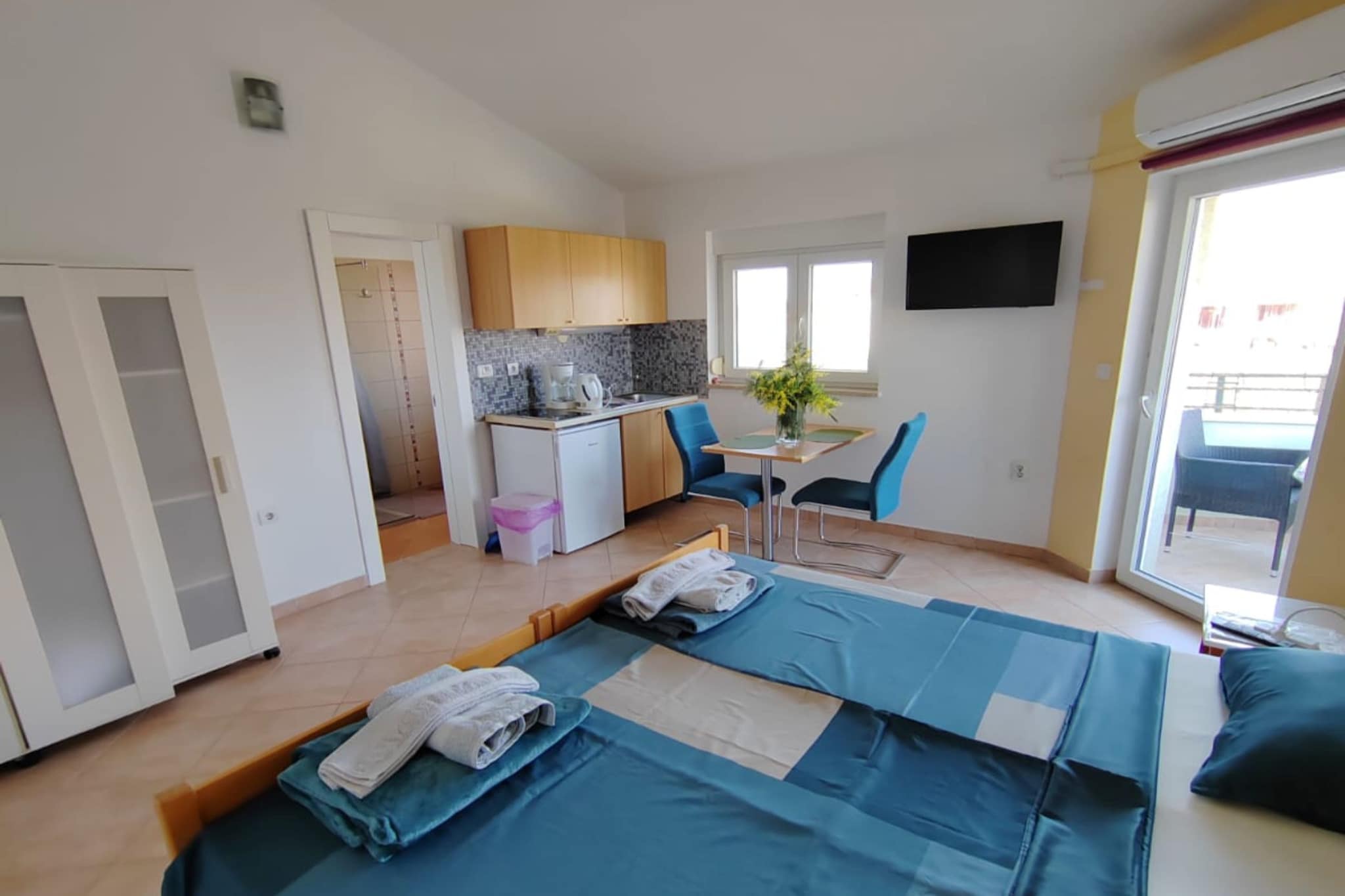 Apartments Lighthouse -(A4) - TwoBedroom Apartment with Sea View - Bedroom