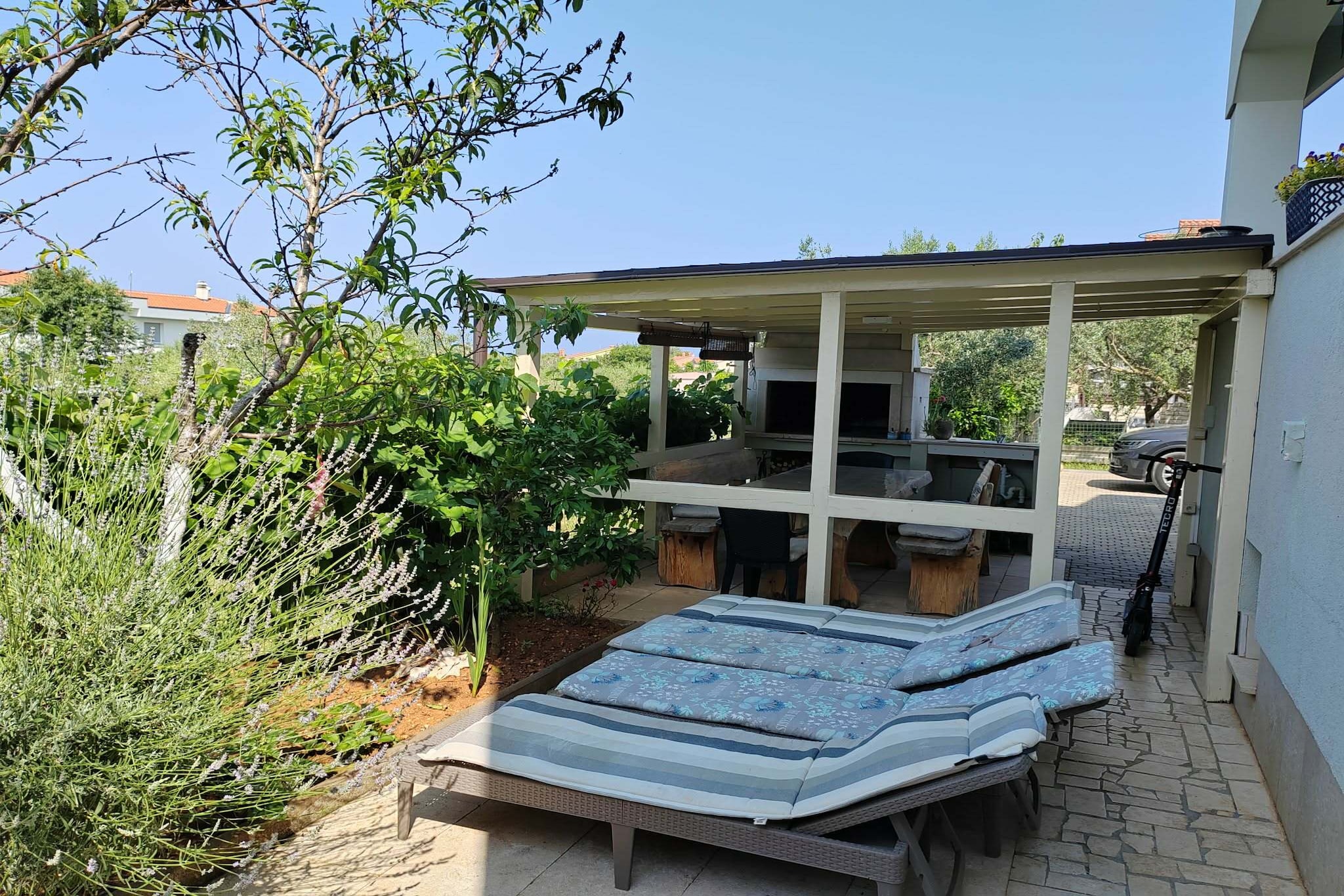 Apartments Lighthouse - (A5) ThreeBedroom Apartment with Private Garden - Outdoor