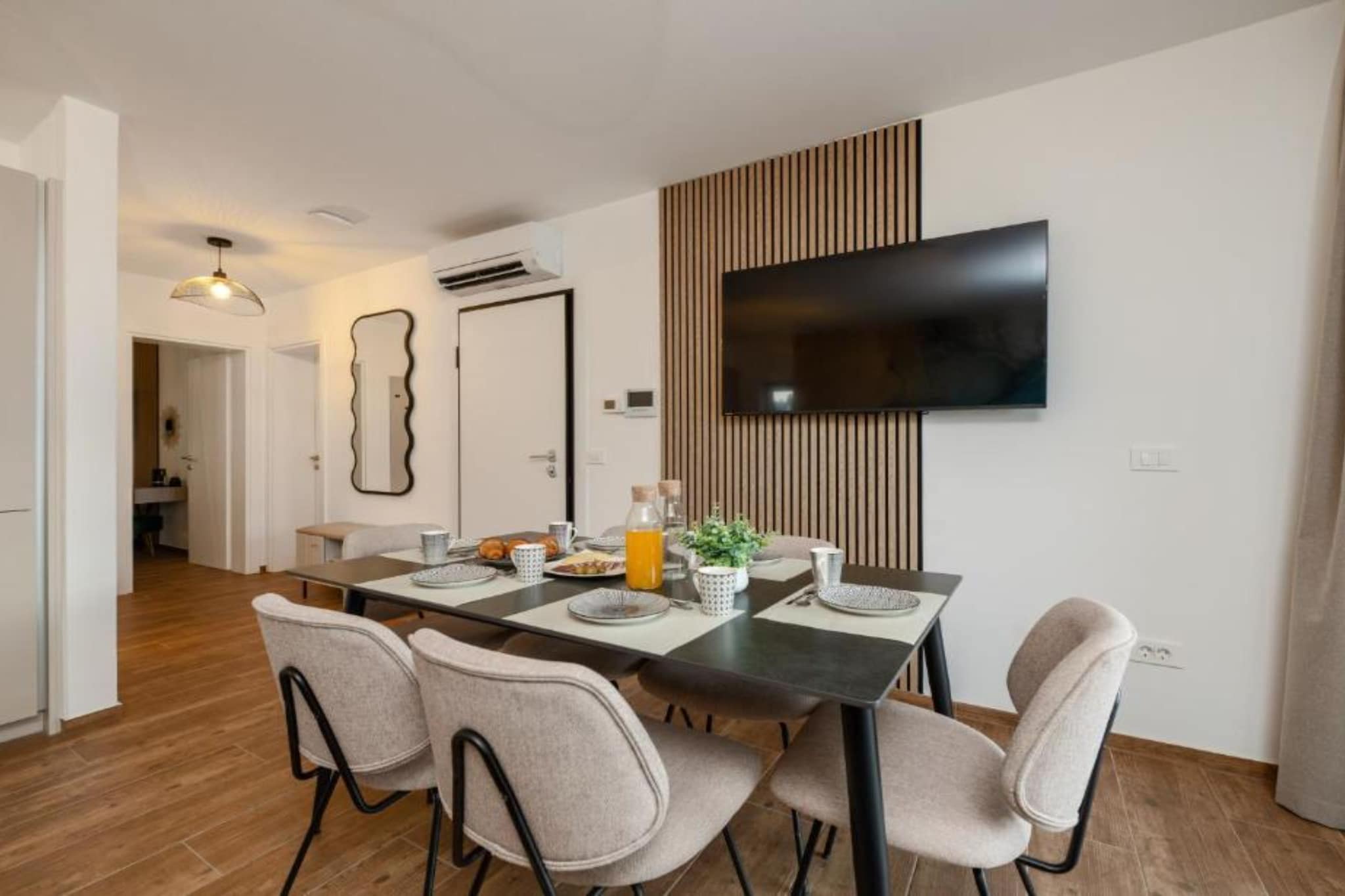 Apartments Villa Wood - Two Bedroom Apartment with terrace and pool view  ( W1 ) - Im Freien