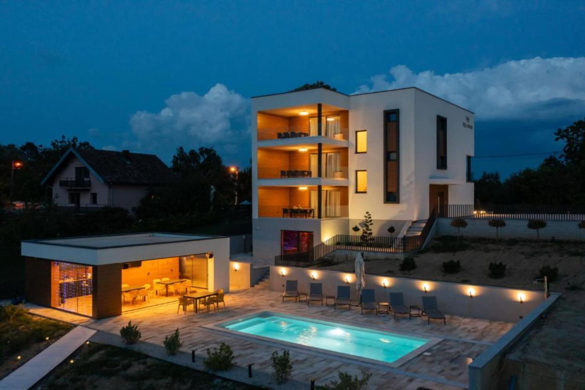 Apartments Villa Wood - Two Bedroom Apartment with terrace and pool view ( W3 ) - Schwimmbad