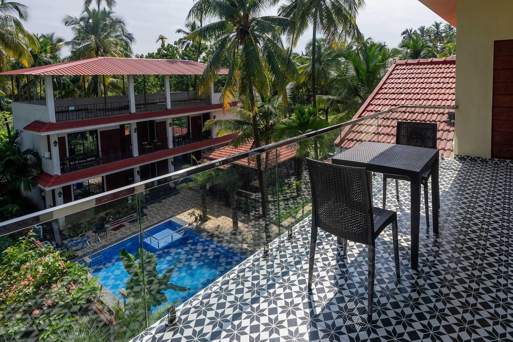 Palette Orient Greenz Pench by CheckIn