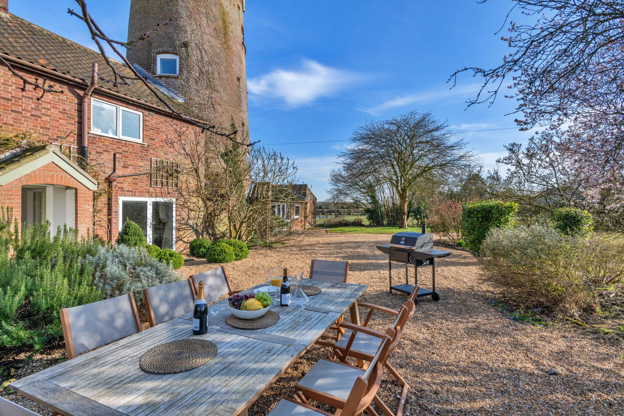 The Old Windmill - Terrace balcony