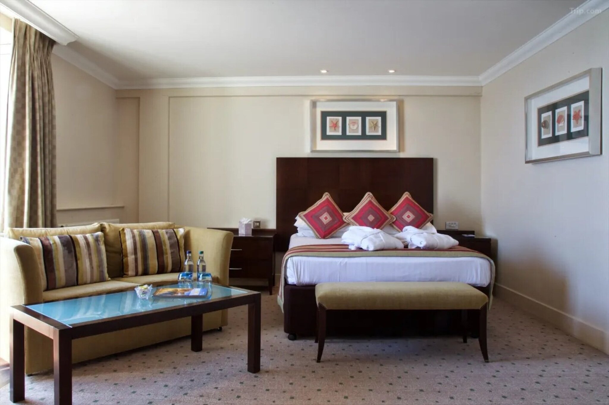 Bed Room