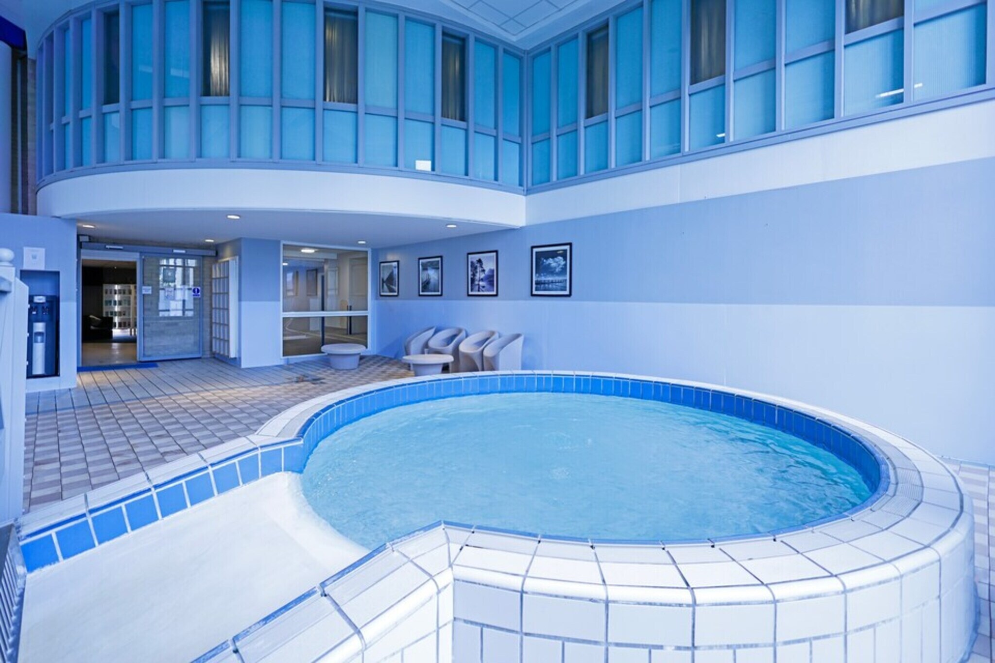 Classic Single Room - Image-tags.hotelswimmingpool
