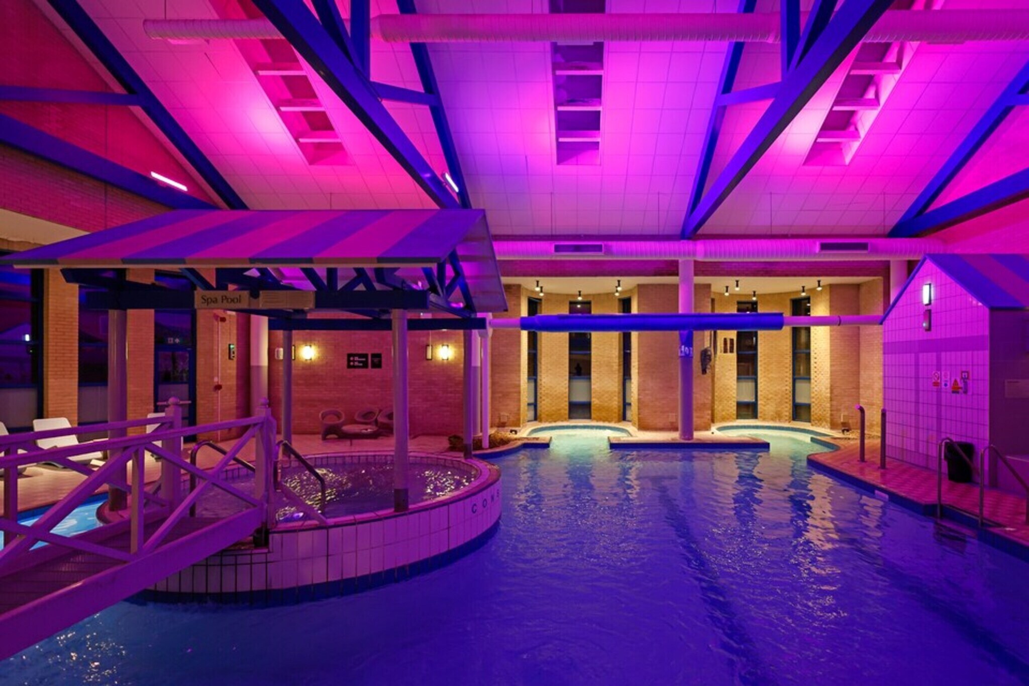 Classic Single Room - Image-tags.hotelswimmingpool