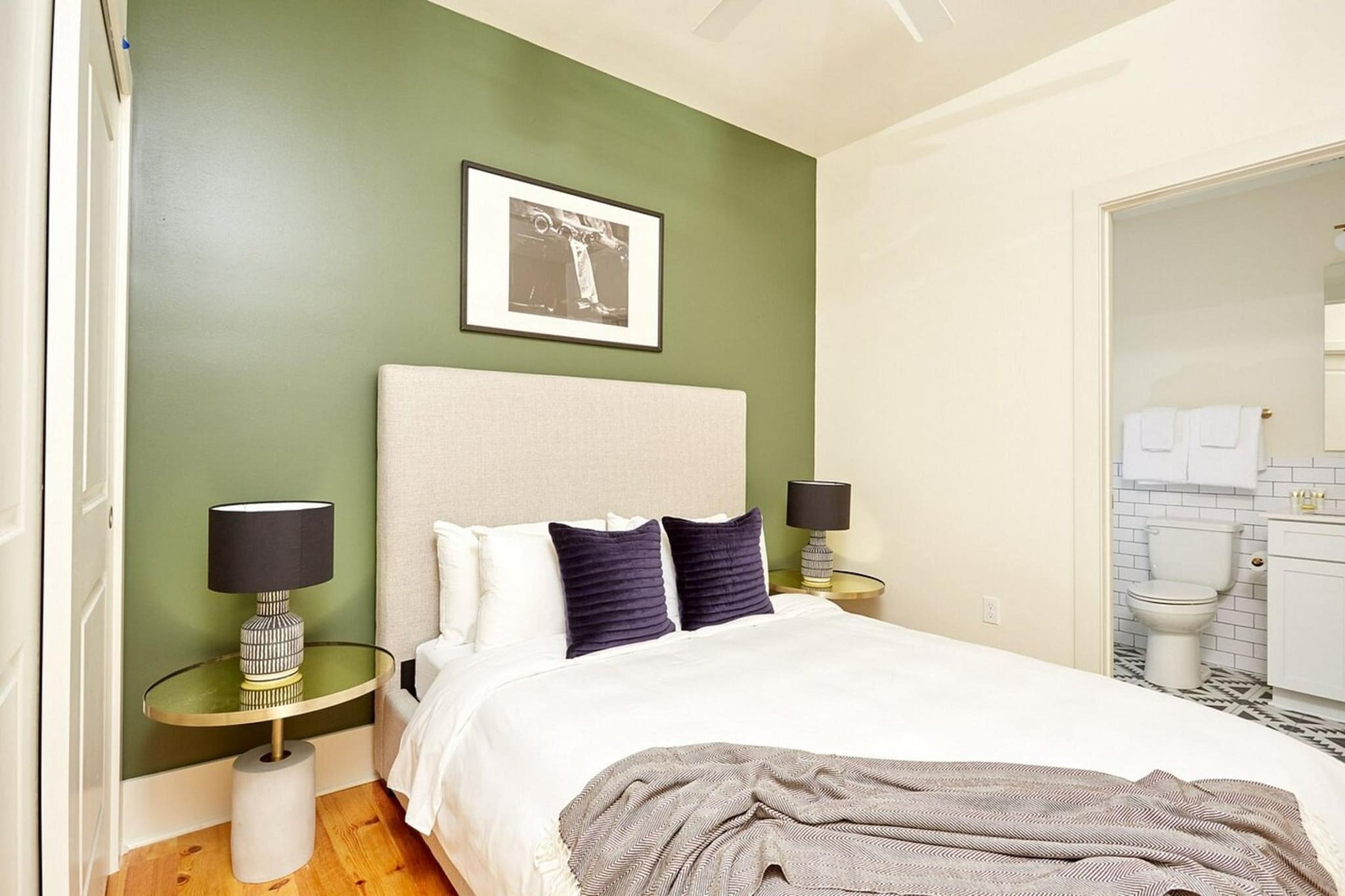 Five-Bedroom Apartment