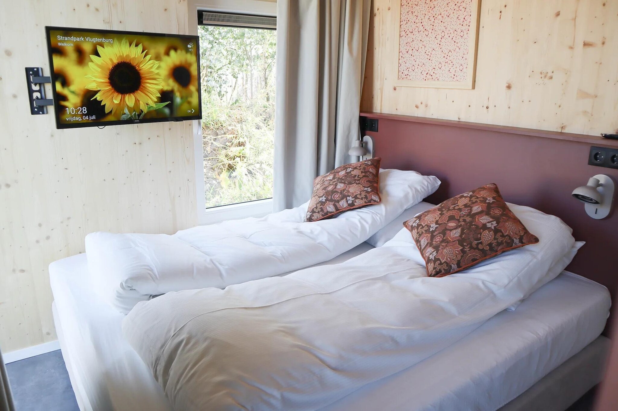 Bed Room