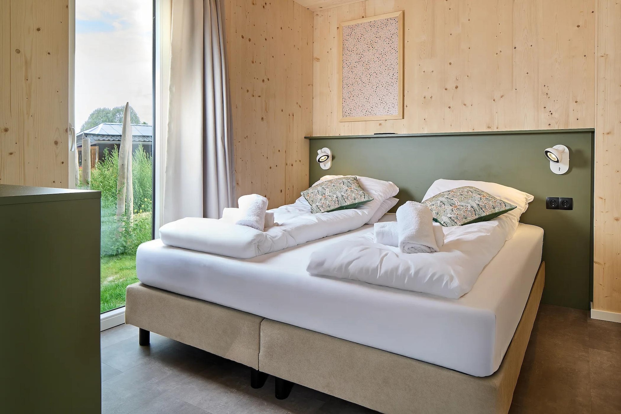 Bed Room