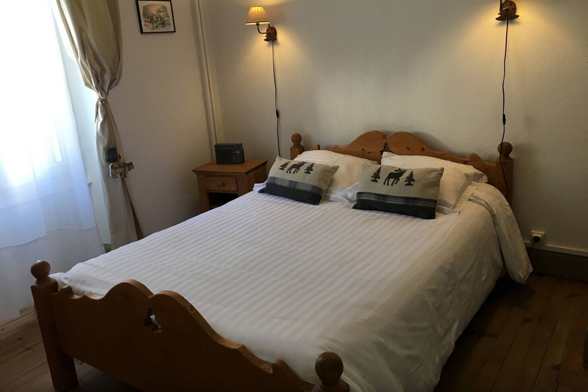 Romantic Mountain Stay in Mont-Dore