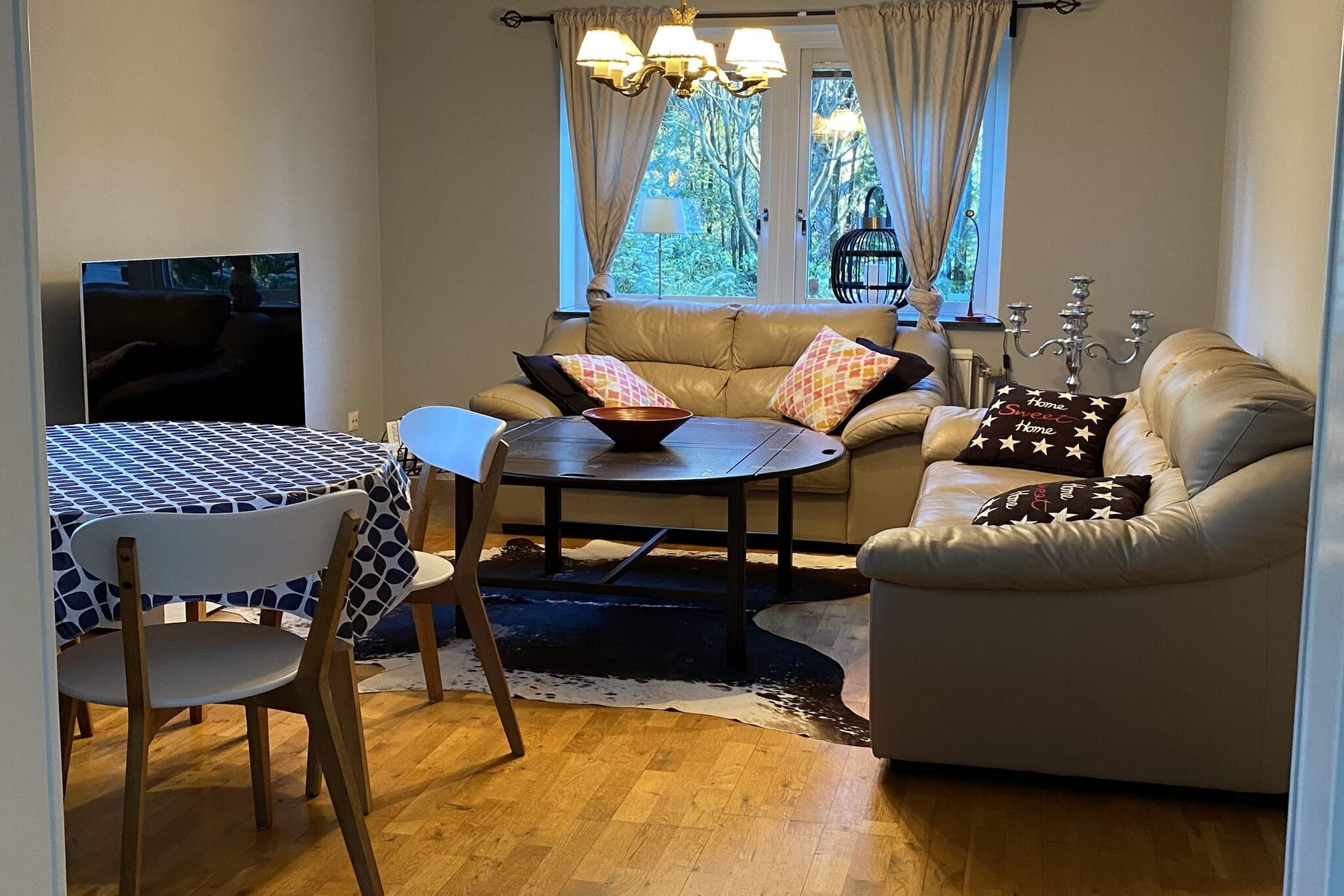 4 star holiday home in ALINGSÅS - Indoor