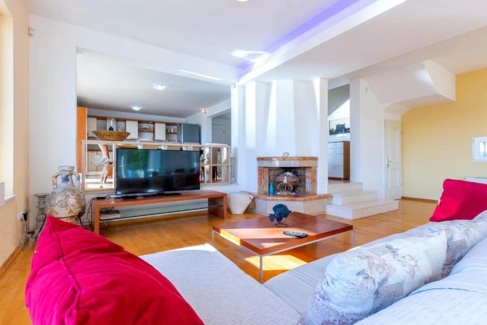 Spacious Villa Radevenjić with Outdoor Pool - Seven Bedroom Villa with Outdoor Pool