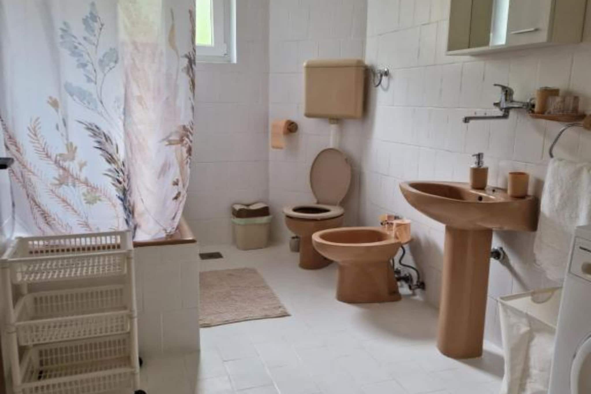 Apartment Sea View - Three Bedroom Apartment With Balcony And Sea View - Badezimmer