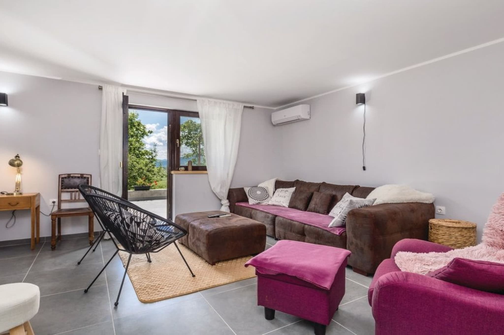 Countryside Villa Latin with Outdoor Swimming Pool - Four Bedroom Villa with Swimming Pool