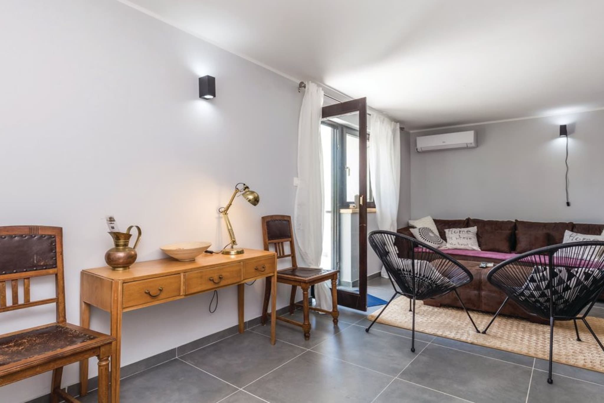 Countryside Villa Latin with Outdoor Swimming Pool - Four Bedroom Villa with Swimming Pool