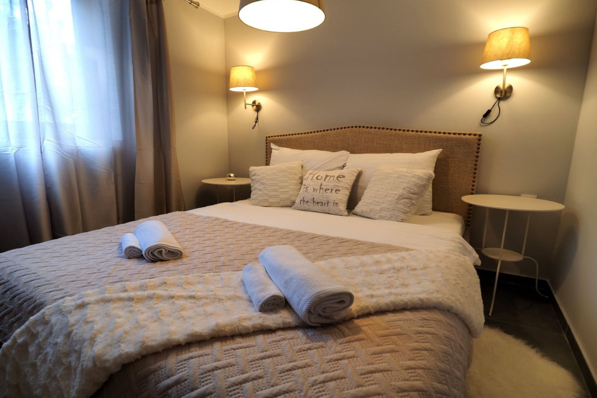 Countryside Villa Latin with Outdoor Swimming Pool - Four Bedroom Villa with Swimming Pool - Bedroom