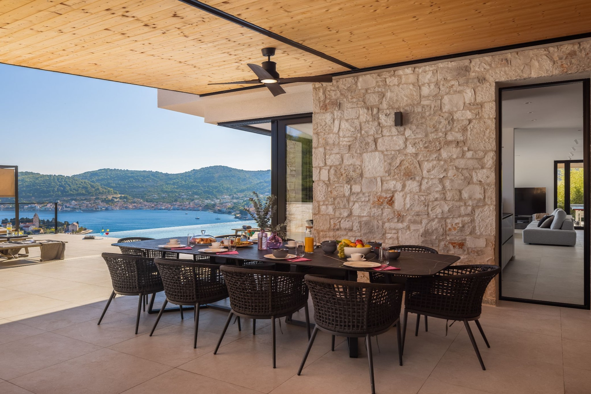 Breathtaking Villa  Vis Five Bedroom Villa with the Pool - Salle à manger
