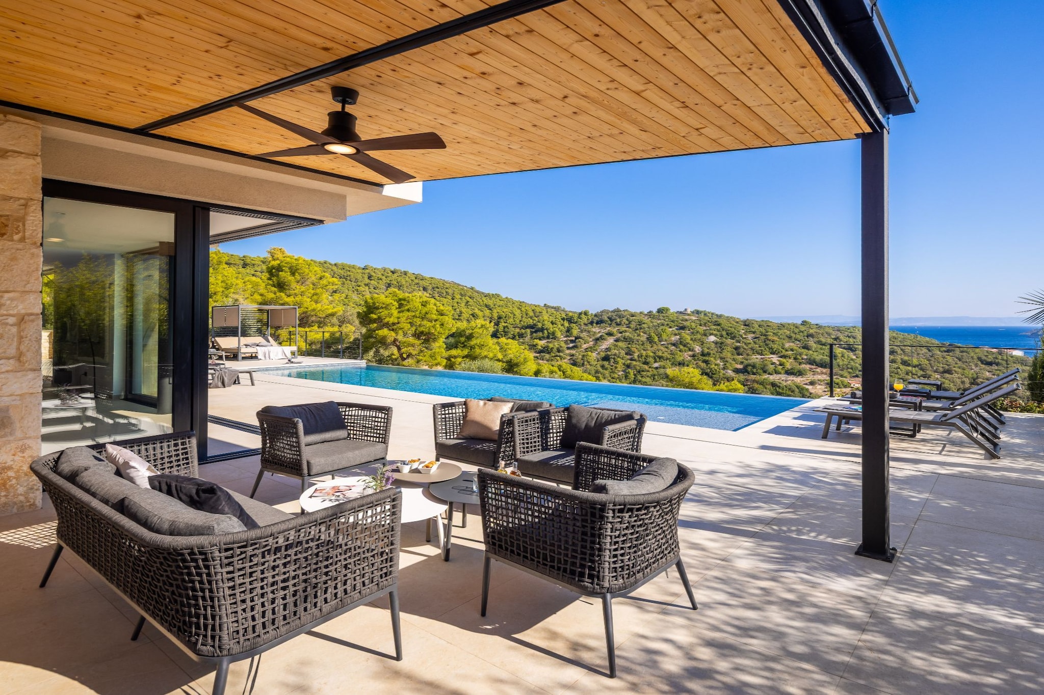 Breathtaking Villa  Vis Five Bedroom Villa with the Pool - Vue