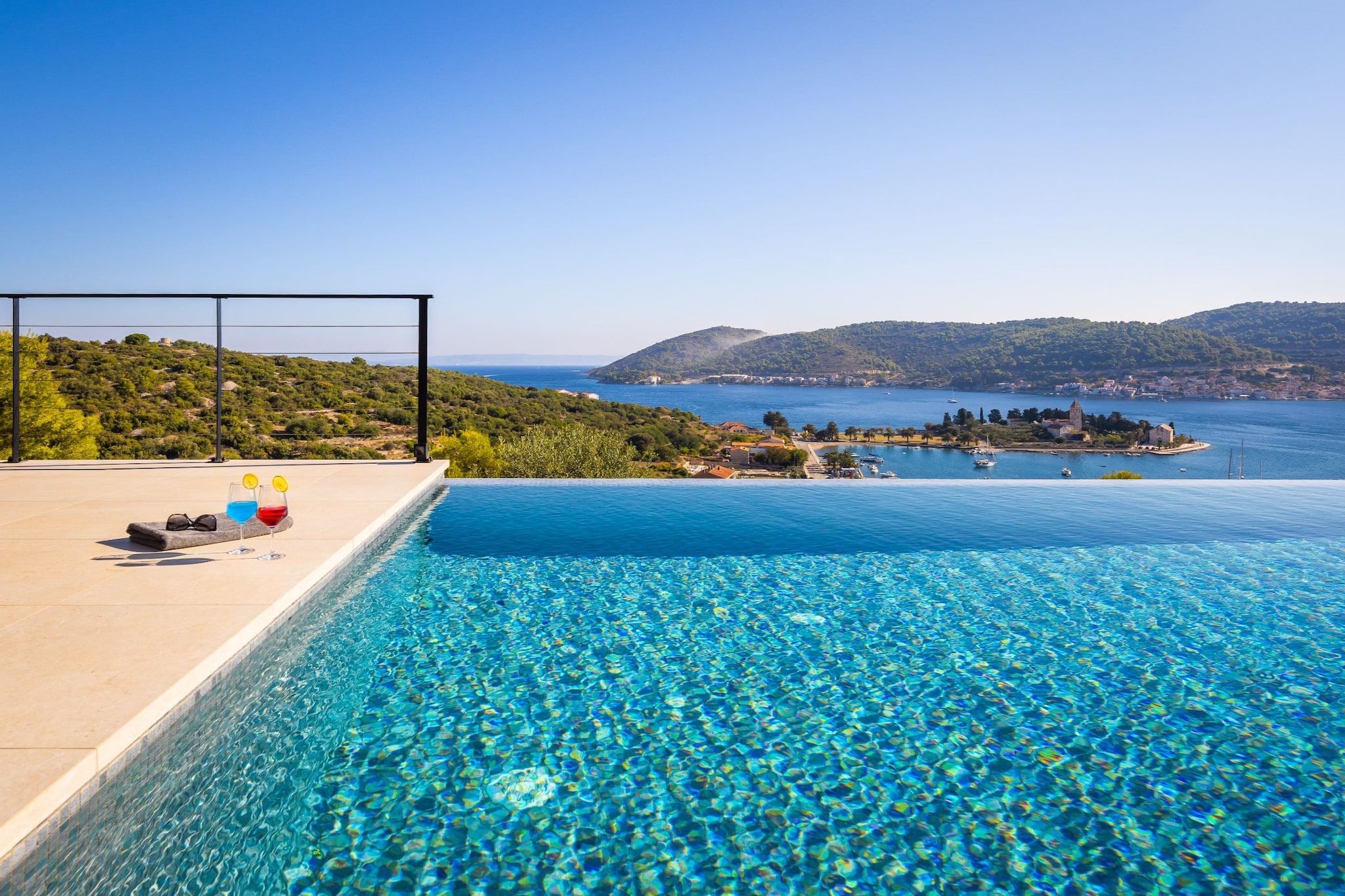 Breathtaking Villa  Vis Five Bedroom Villa with the Pool - Vue
